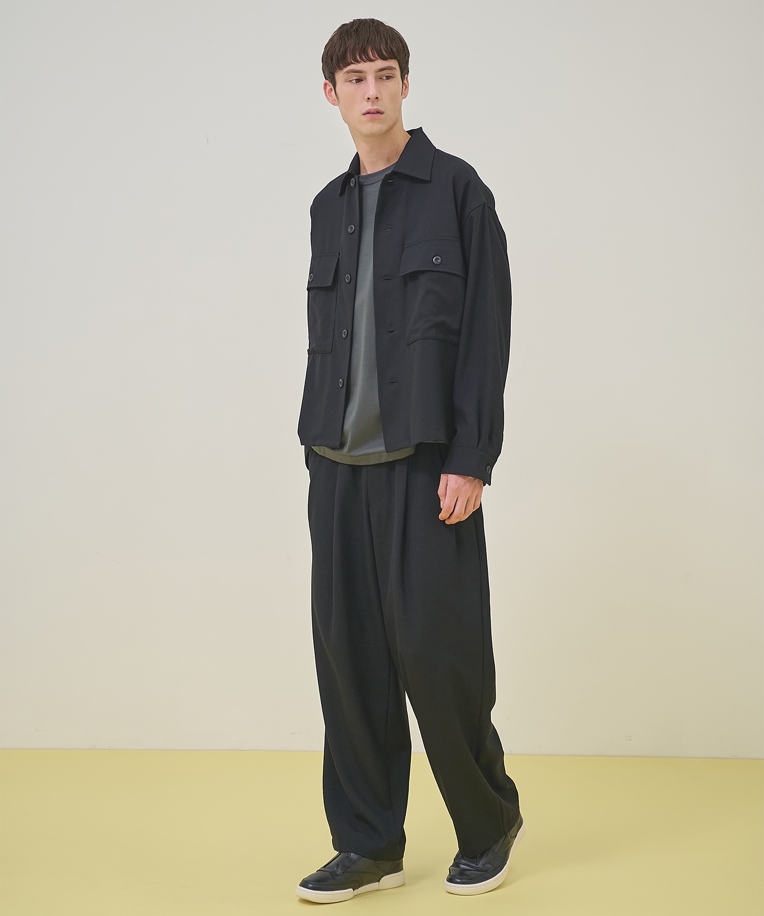 〈別注〉 TWO TUCK STRAIGHT EASY PANTS MARKAWARE/marka
