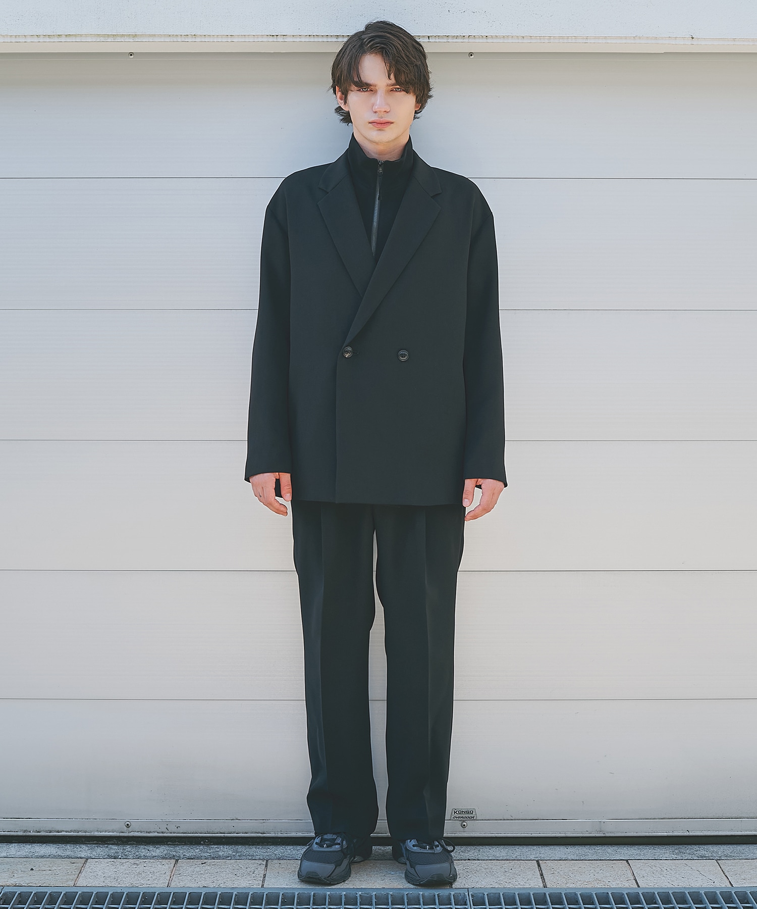 ドリームテックストレートスラックス STUDIOUS