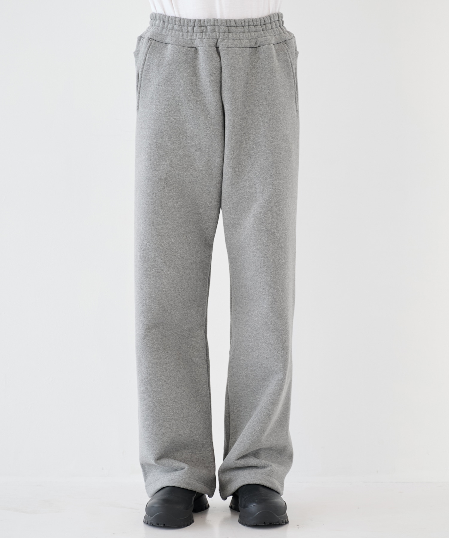 ASTRO PANTS OUAT
