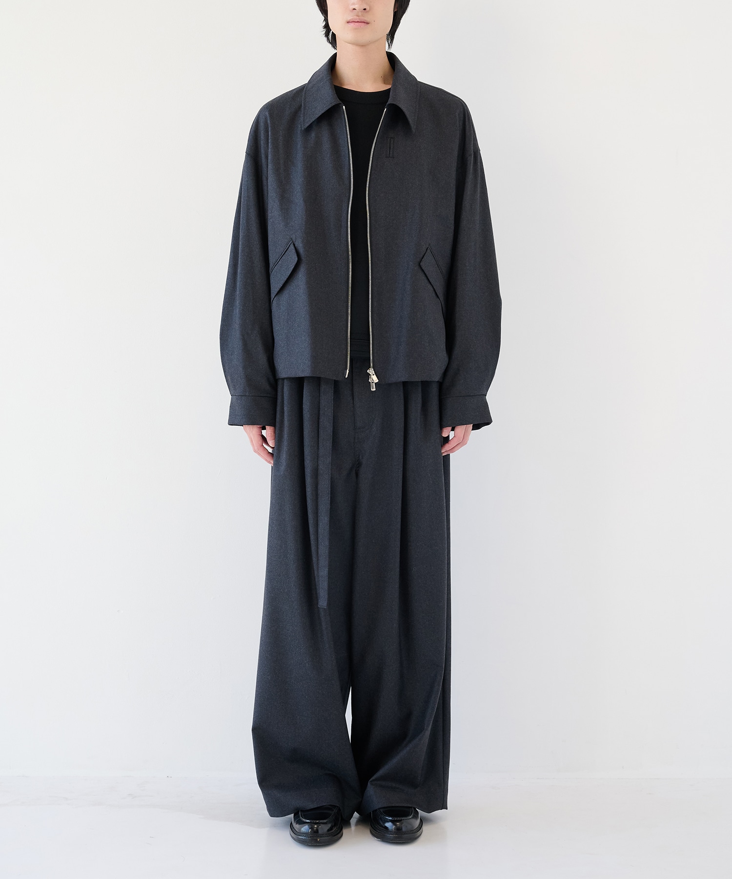 2/72強圧縮フラノ　ブルゾン SHAREEF