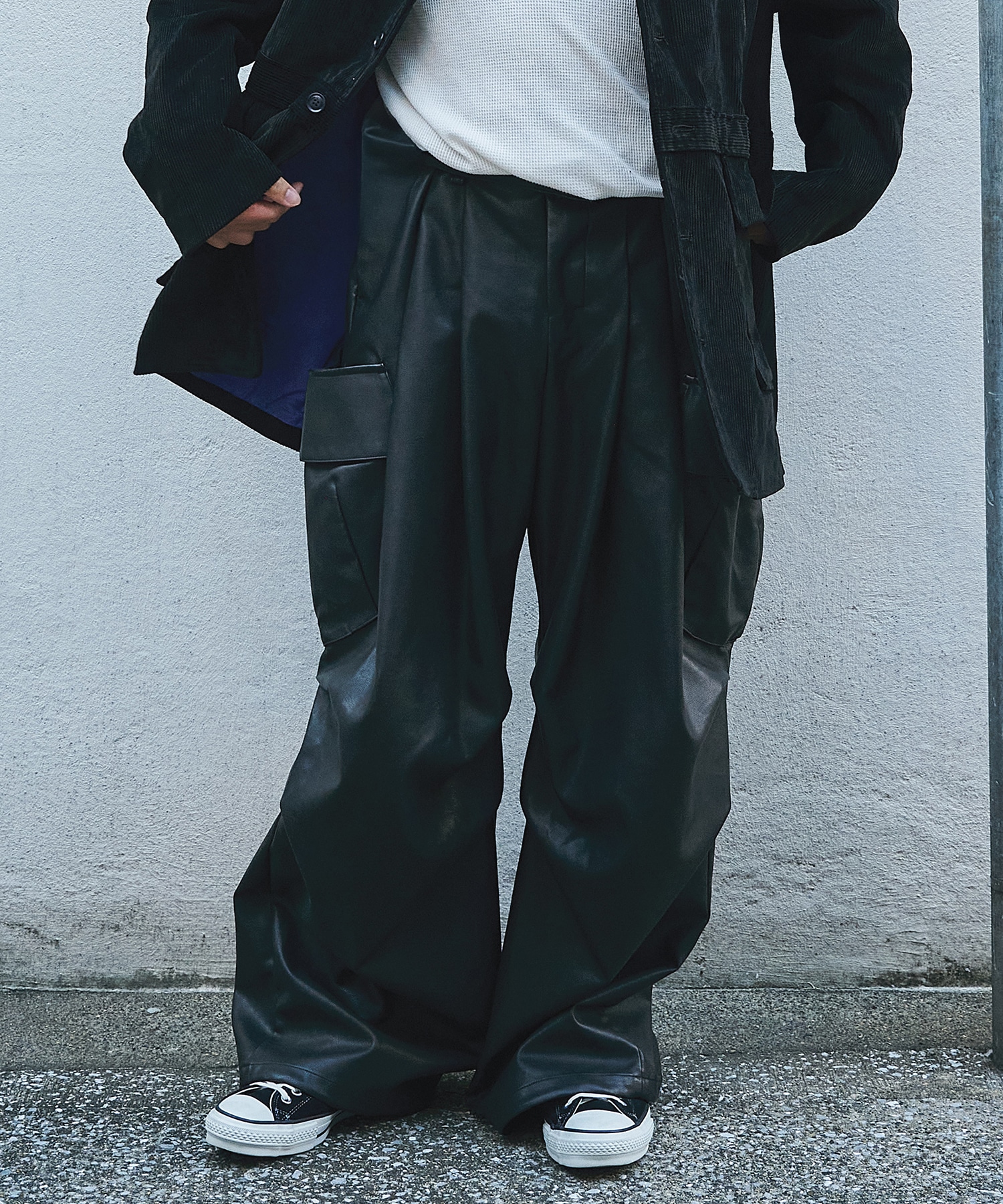 別注 MOONED DELIVERY MAN SHINYAKOZUKA