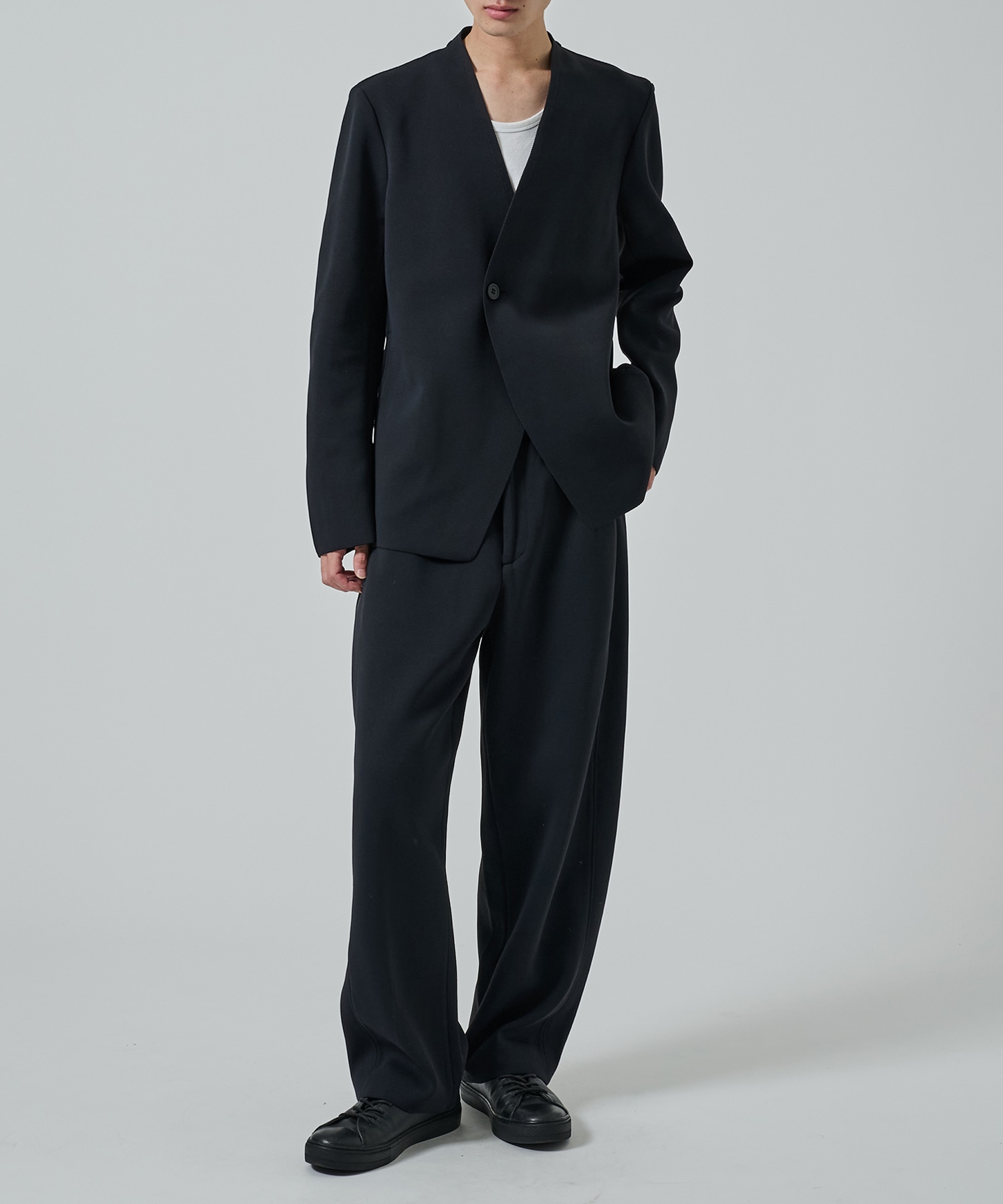 MILAN DOUBLE BREASTED COLLARLESS JACKET CFCL