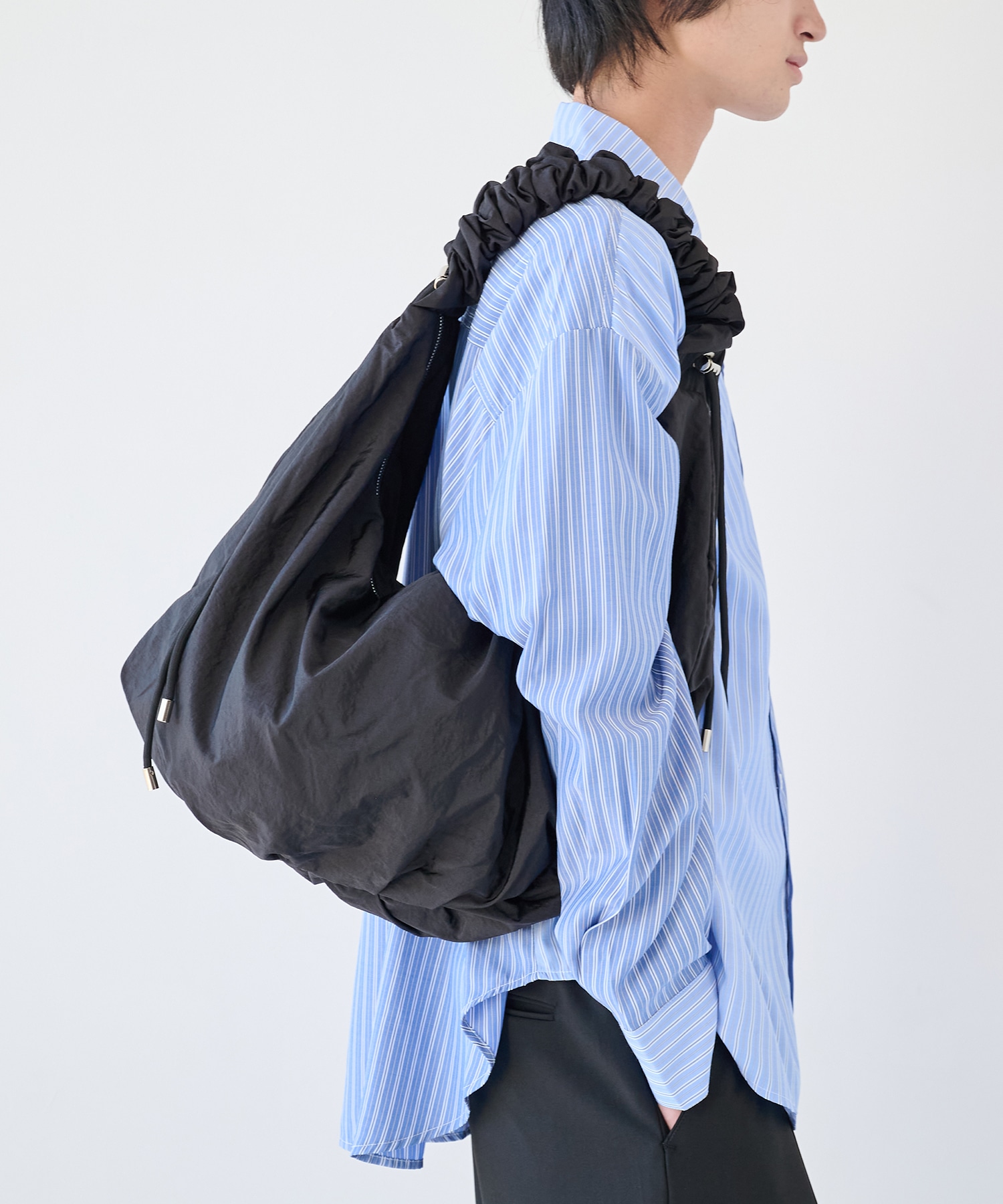 3WAY ROUND SHOULDER BAG STUDIOUS
