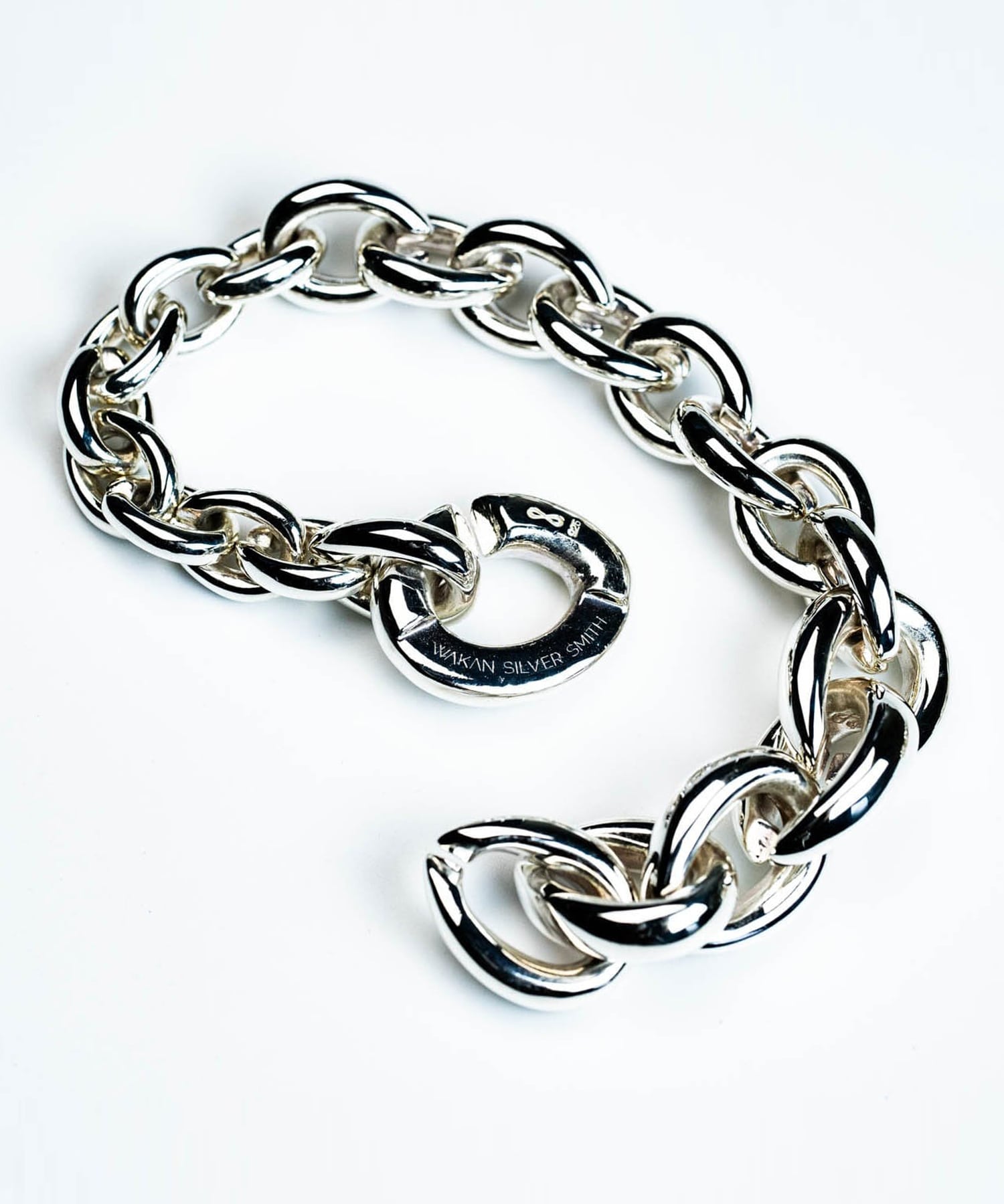 BN-048 Homage Bracelet 　Move gradually (徐々に大きく) WAKAN SILVER SMITH