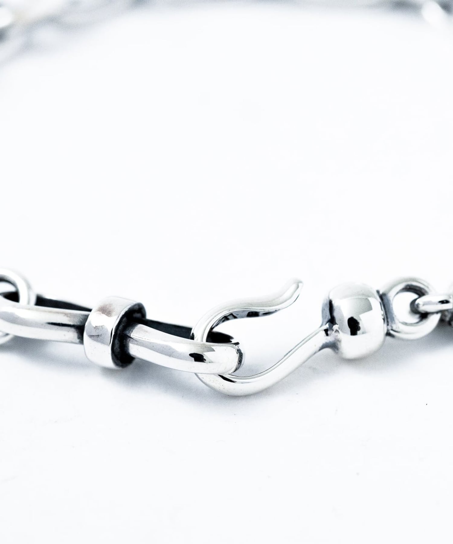 BN-063 Mebiusu hook bracelet (S) WAKAN SILVER SMITH