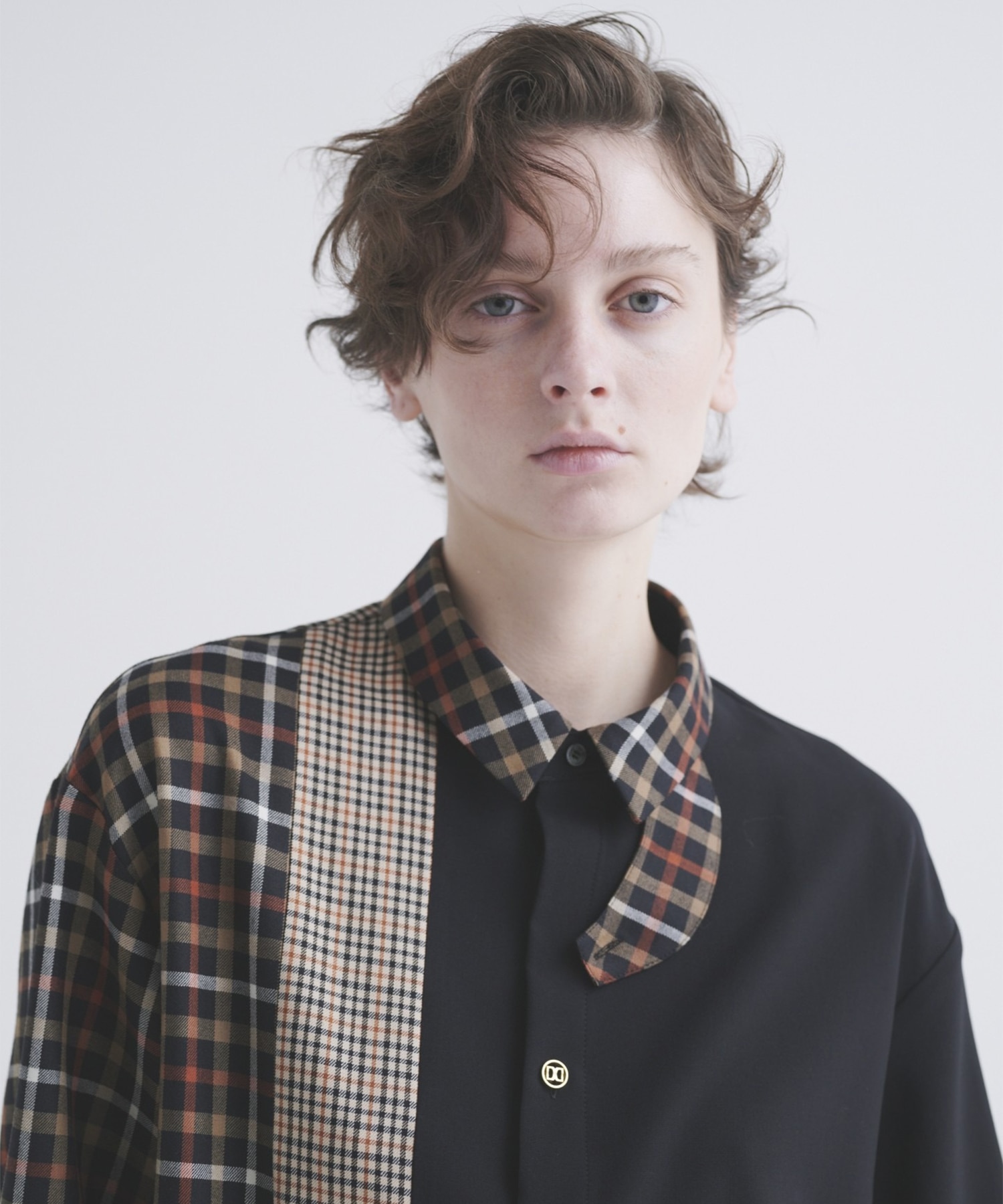 CULLNI for DAKS LONDON Asymmetrical Switching Chin Tab Shirt CULLNI