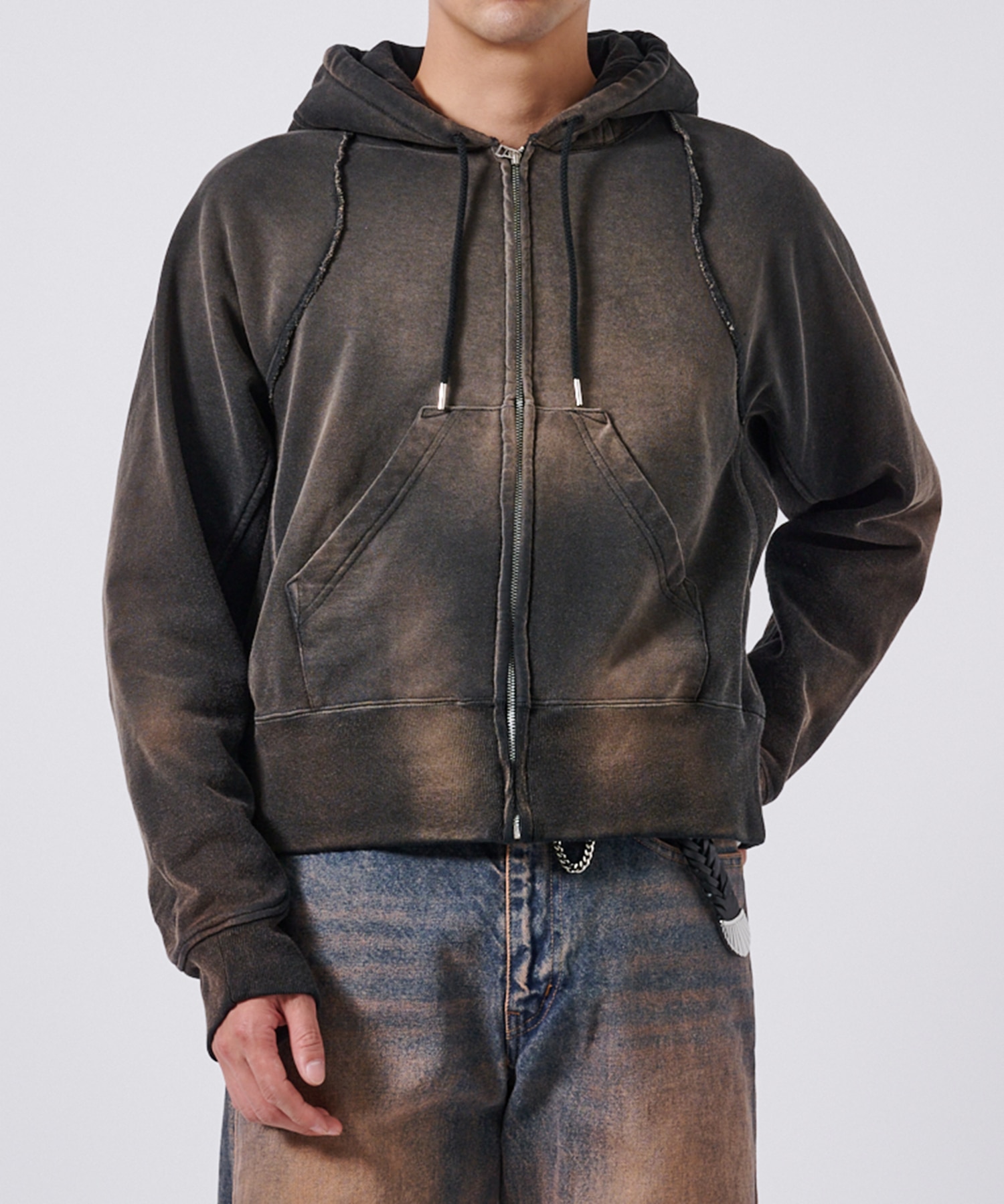 〈別注〉PANELLED ZIP UP HOODIE NVRFRGT