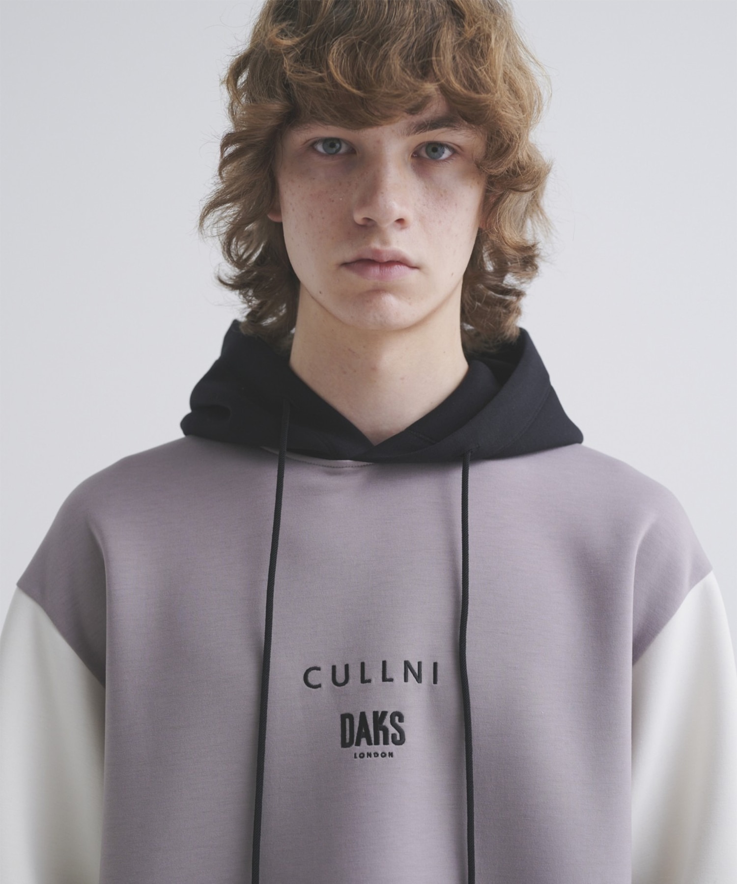CULLNI for DAKS LONDON Logo Embroidery Hoodie CULLNI