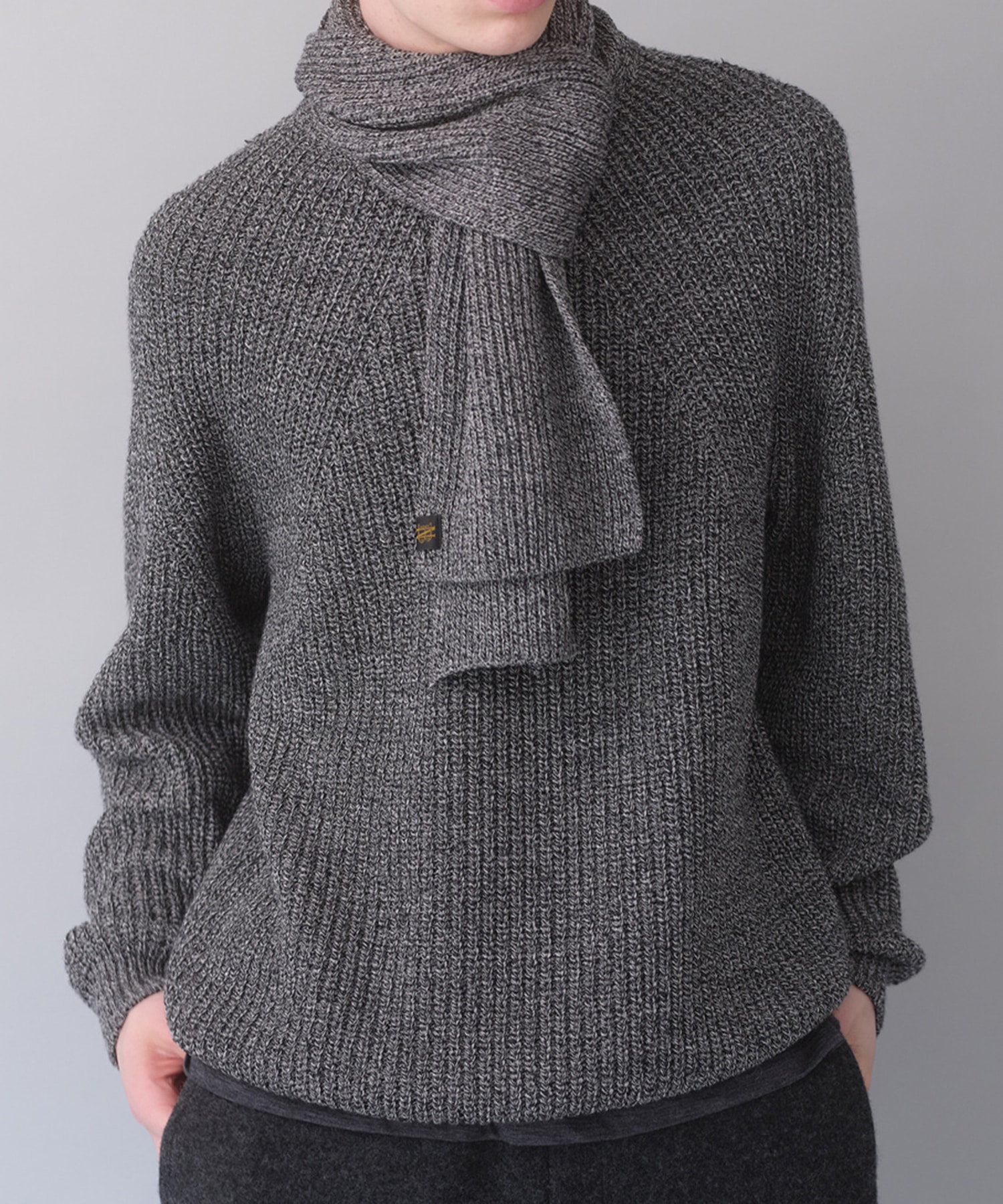 SIGNATURE CREW NECK BATONER