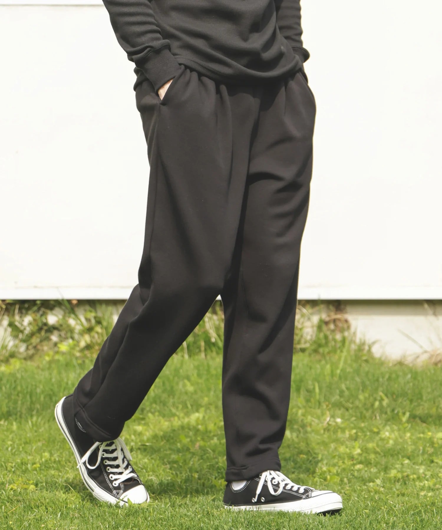 SUPER HEAT JERSEY /TAPERED EASY KNIT PANTS MR.OLIVE