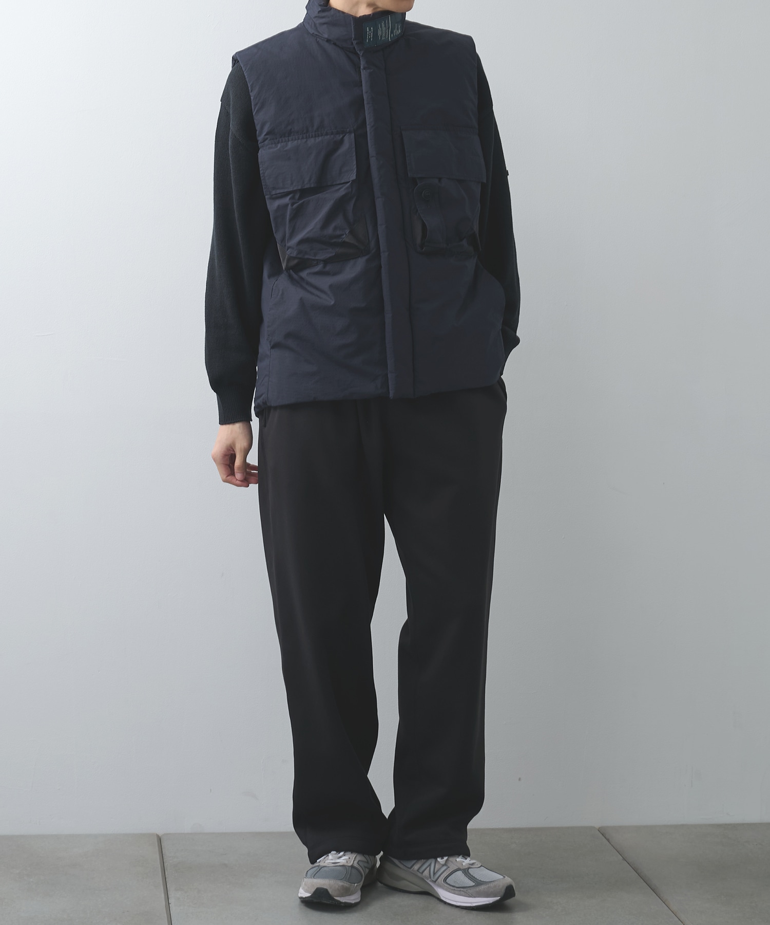 9252-VE02-002 VEST N.HOOLYWOOD