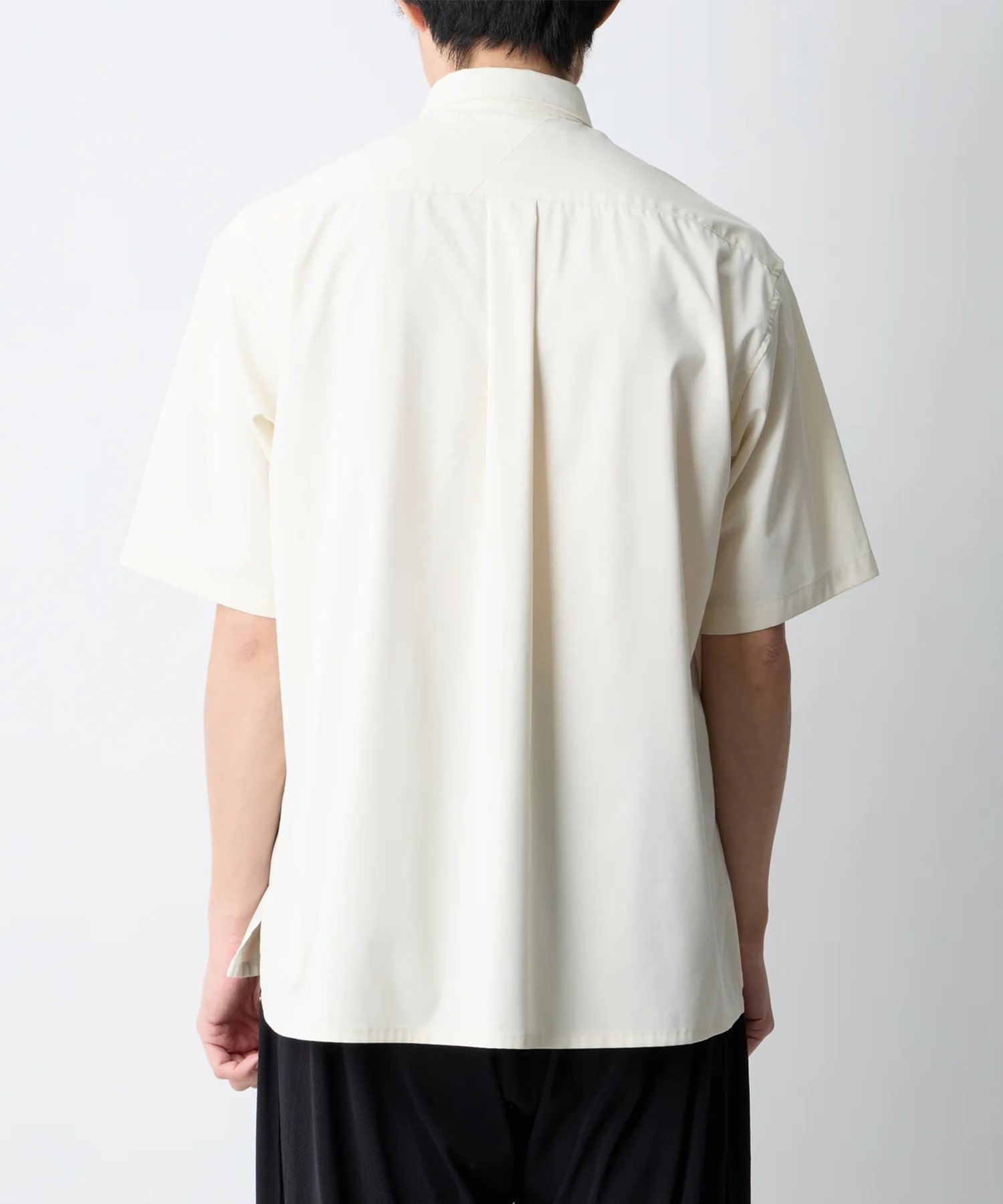 EMBROIDERY SHORT SLEEVE SHIRT White Mountaineering