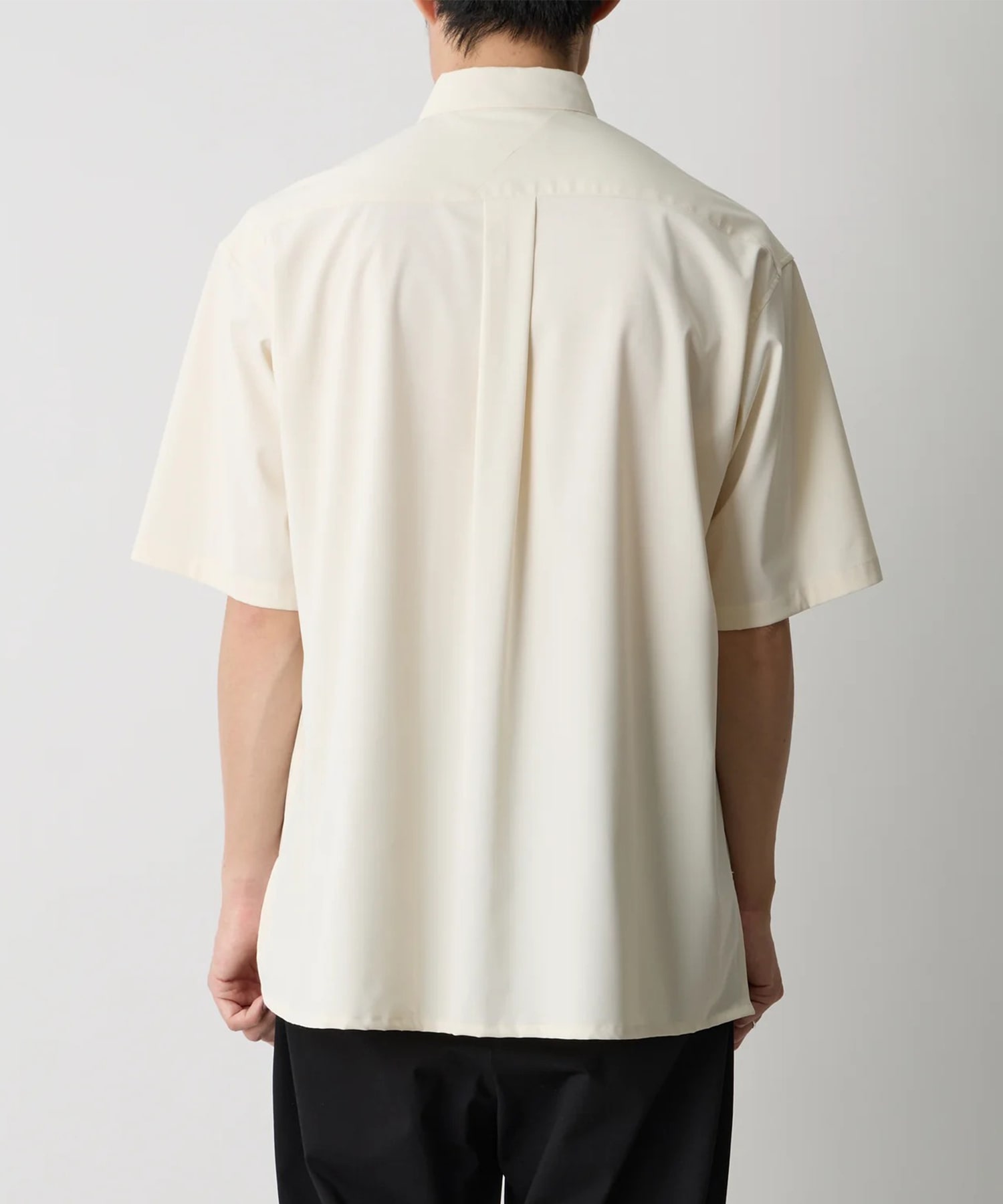REGULAR COLLAR HALF SLEEVE SHIRT White Mountaineering
