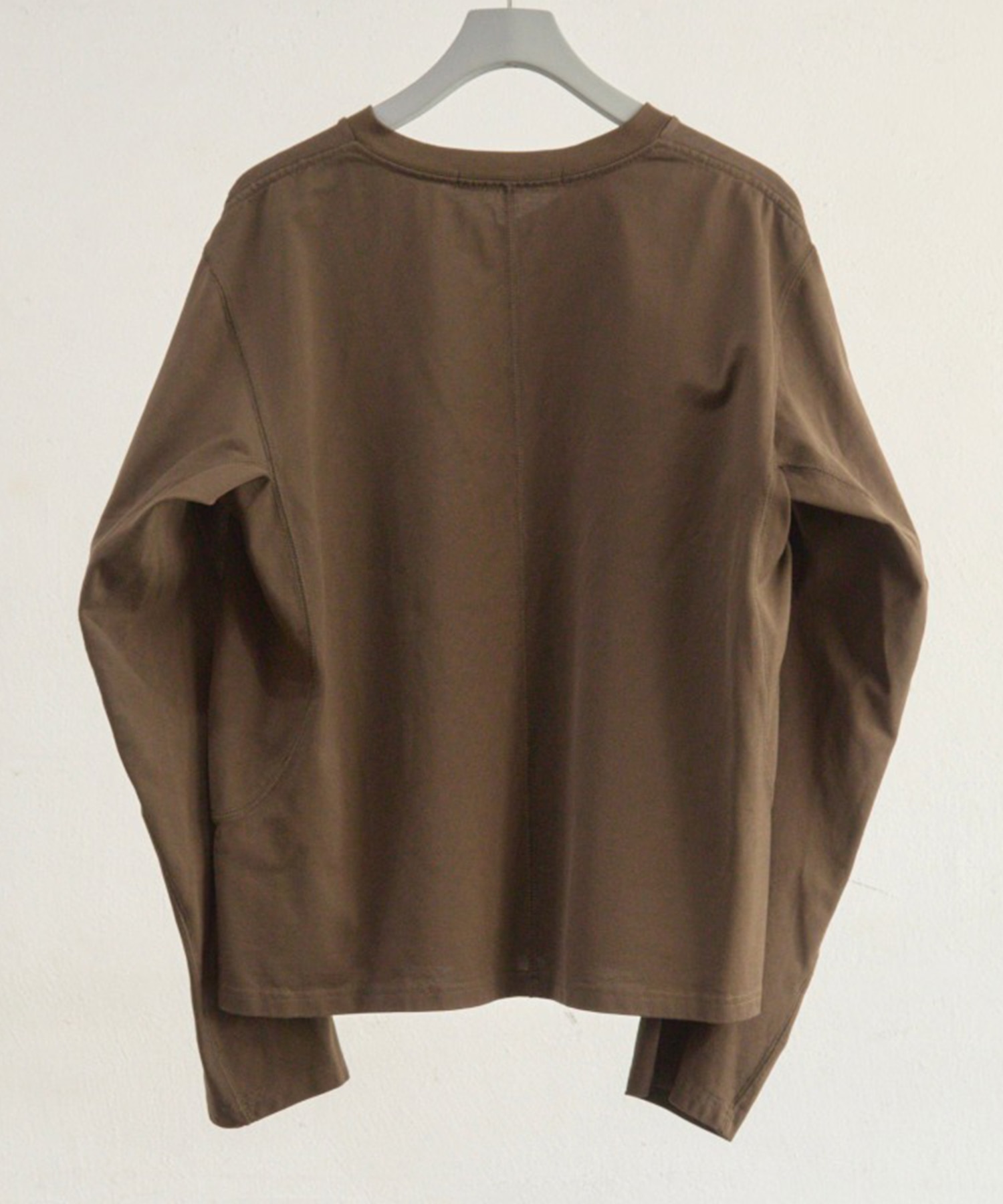 PANELLED V-NECK LONG SLEEVE T-SHIRT NVRFRGT