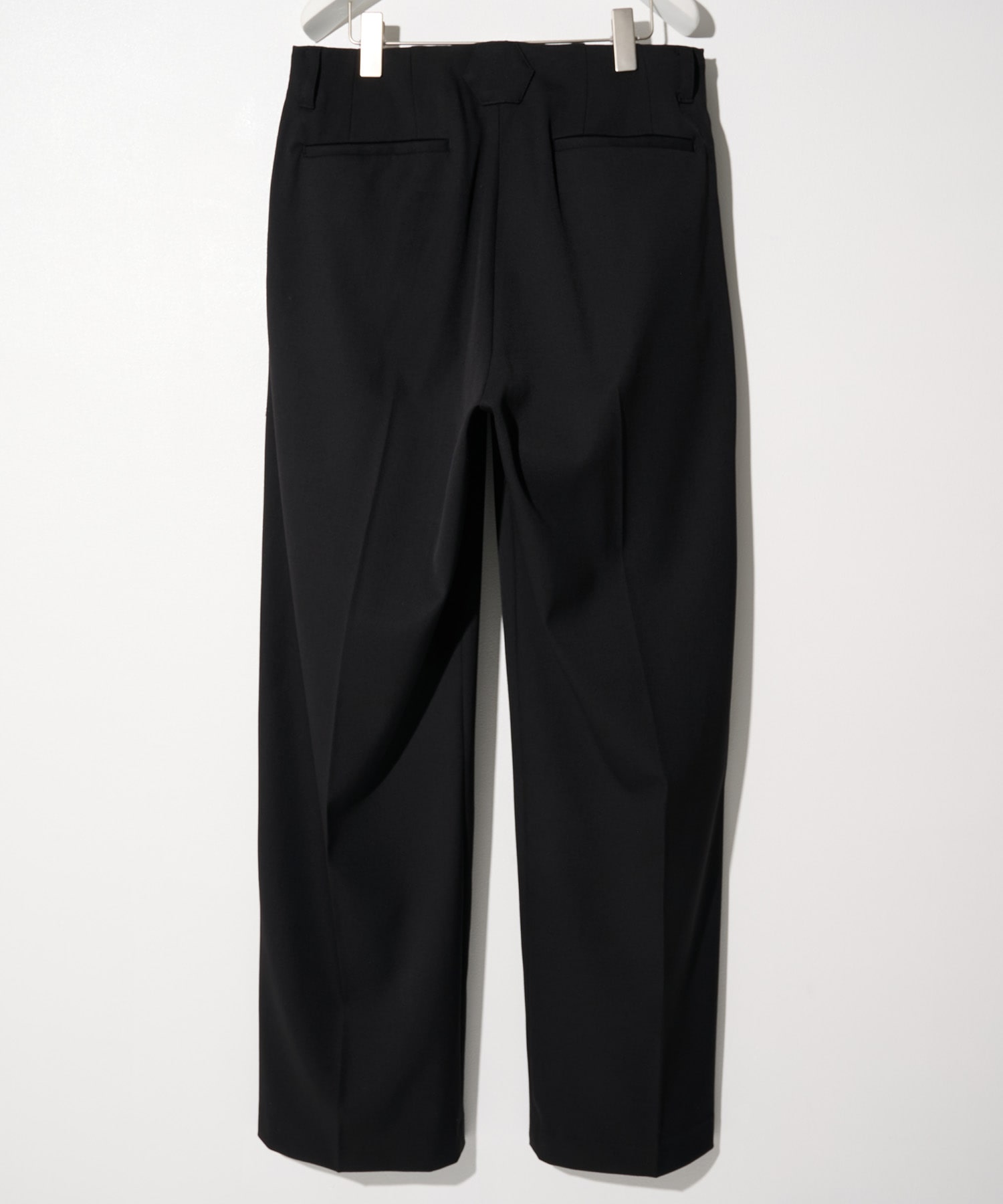 META TROUSERS OUAT
