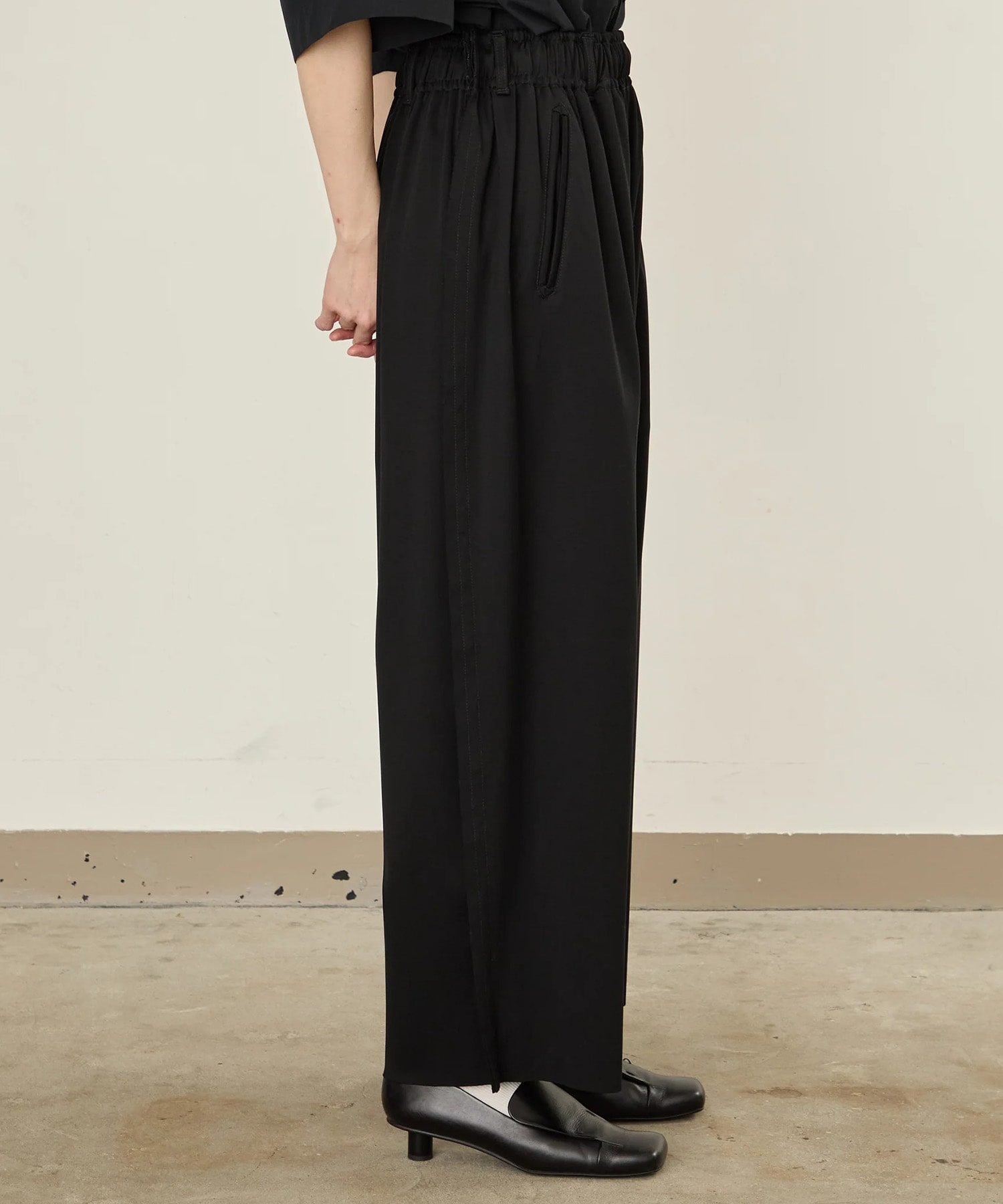 SLIT  PANTS I'm here