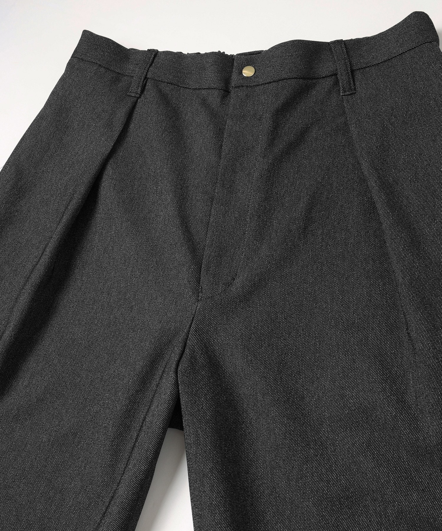 Faux Denim Tuck Wide Pant CULLNI