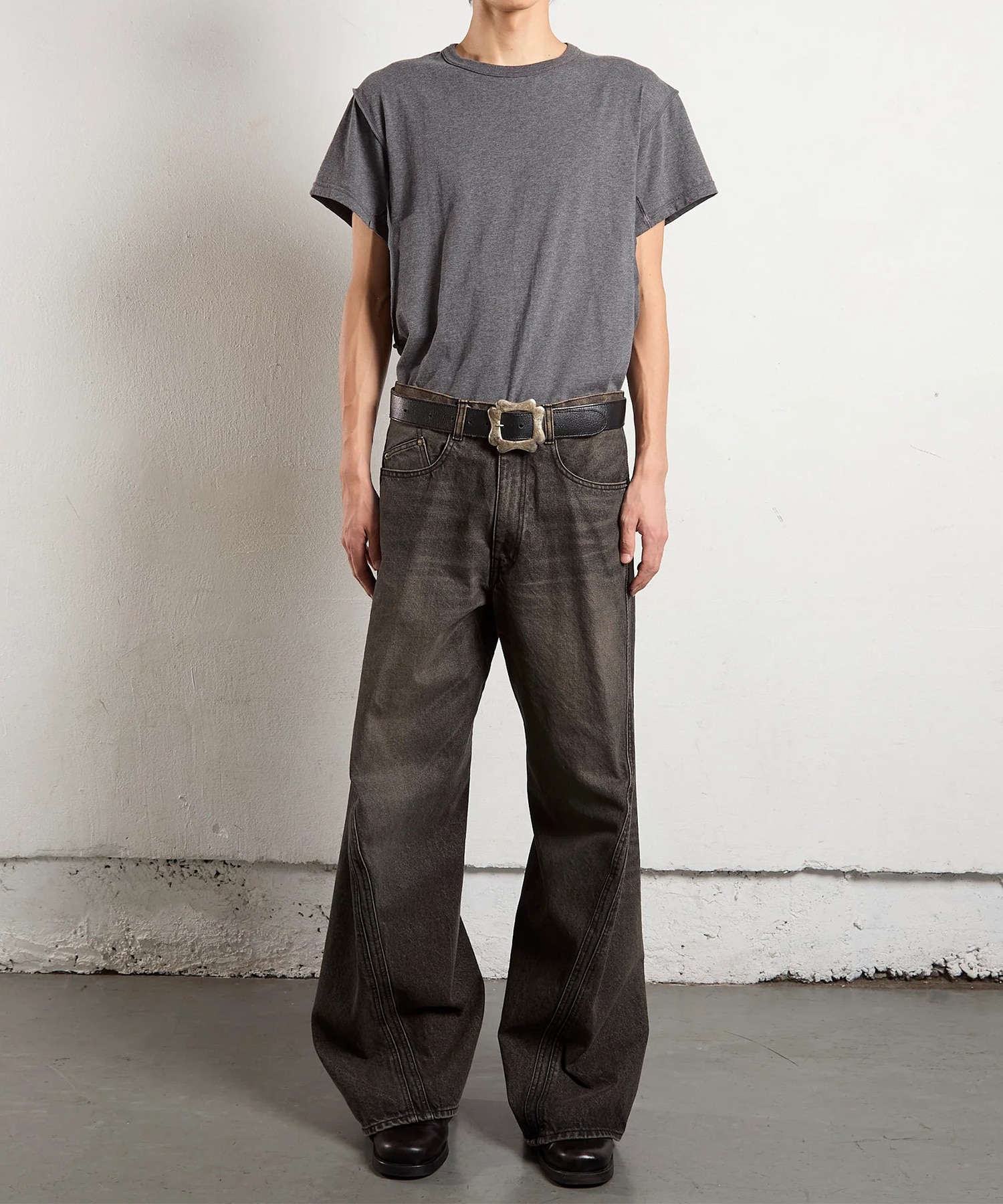 3D TWISTED WIDE LEG JEANS NVRFRGT