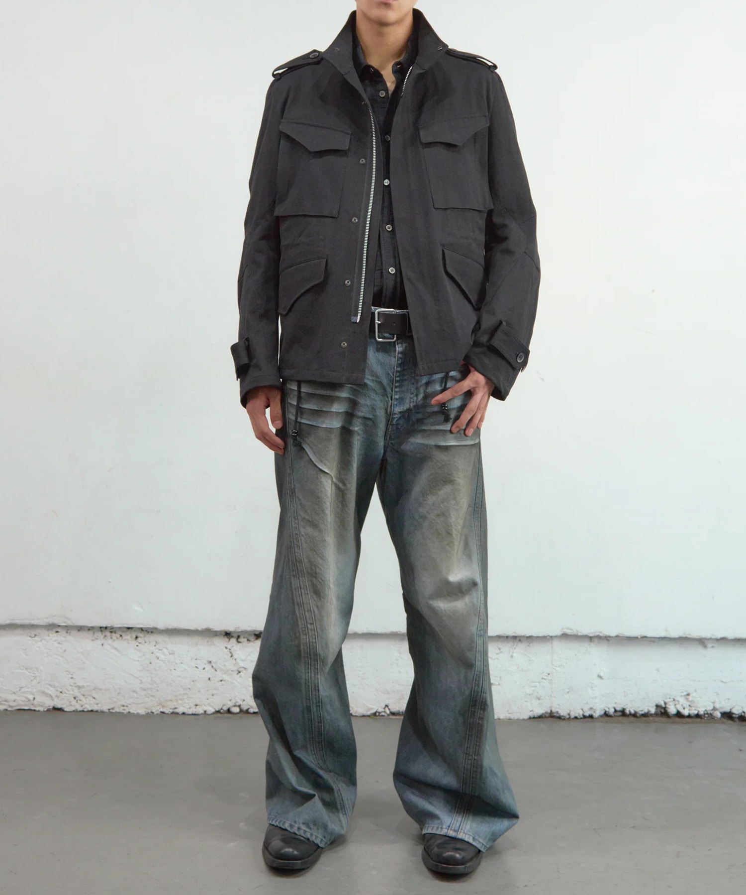 3D TWISTED WIDE LEG JEANS NVRFRGT