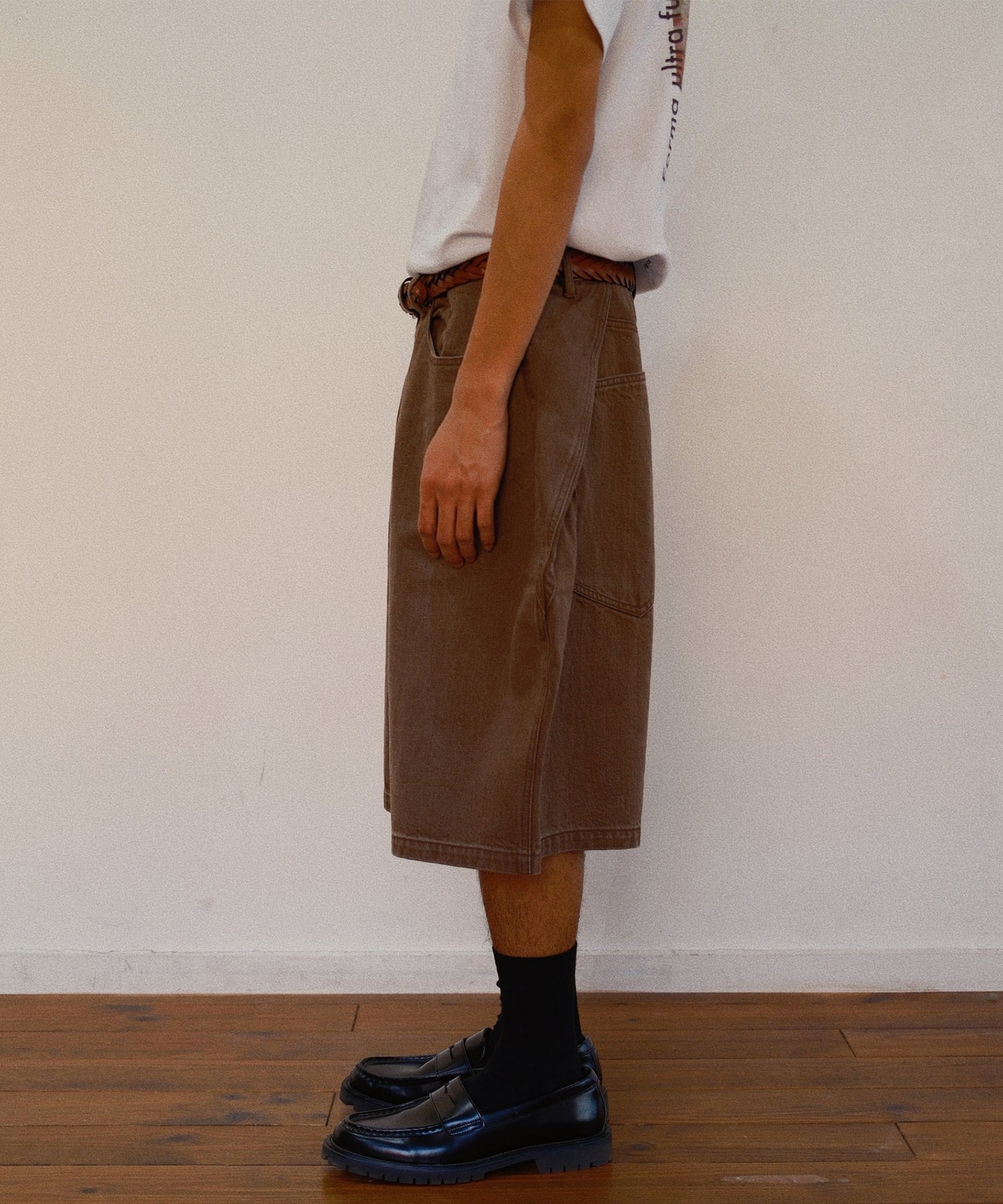 3D Cutting Half Denim Pants KHOKI