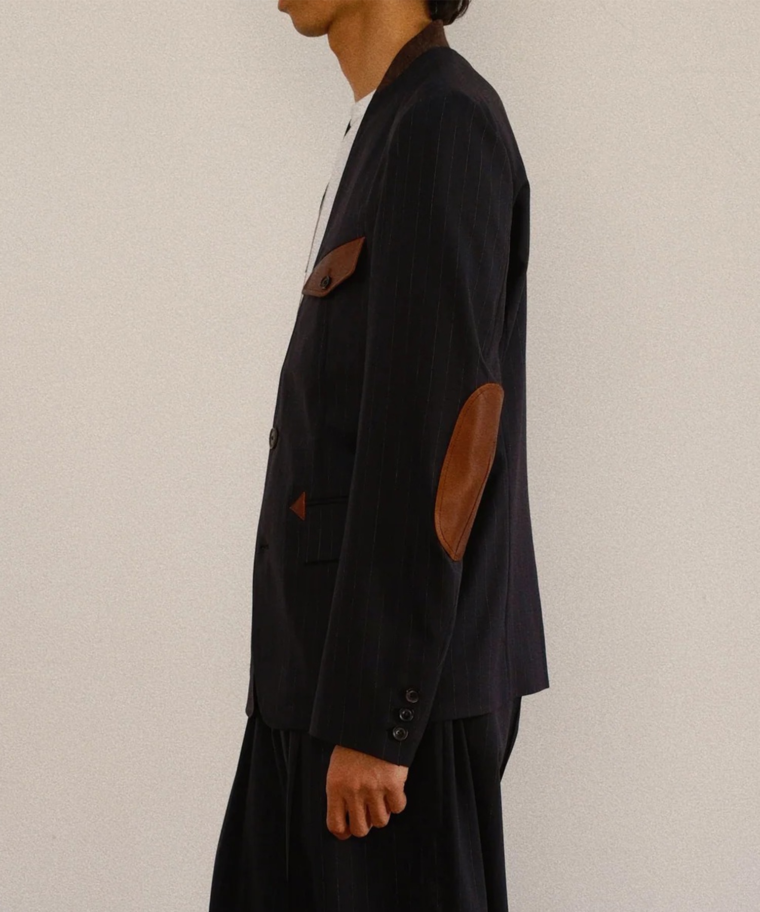 Leather-Patch No-Collar Jacket KHOKI