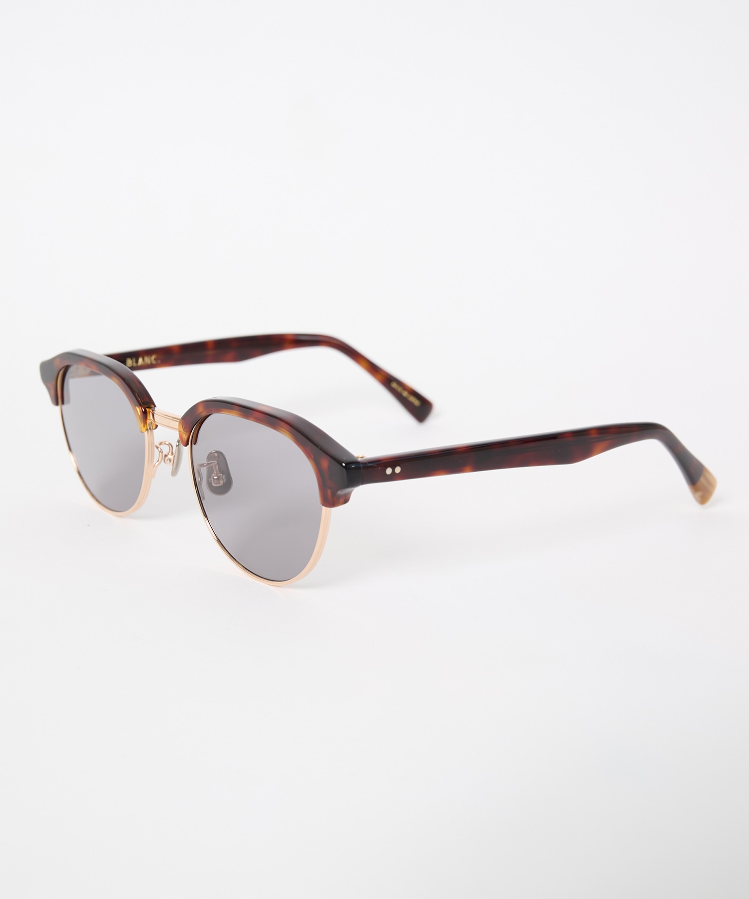 B0046 BLANC