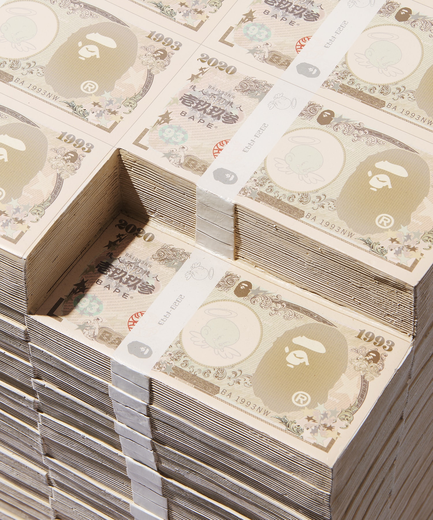 SM-HR-10000-C39/BAPE_STOOL/APE/WHITE SAINT M××××××