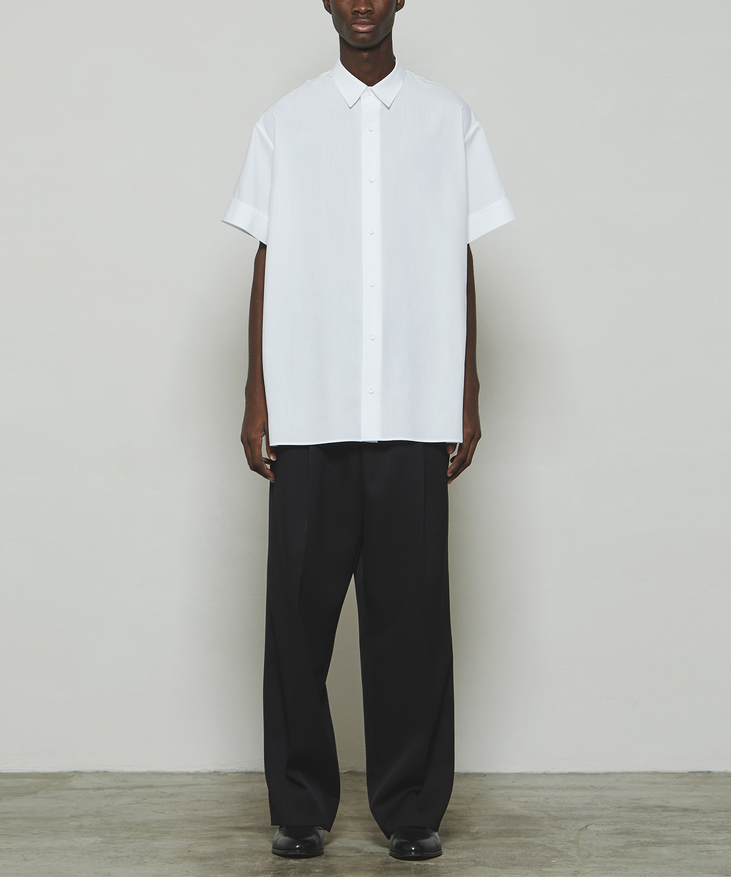 THE PERFECT SHIRT SHORT SLEEVE THE RERACS