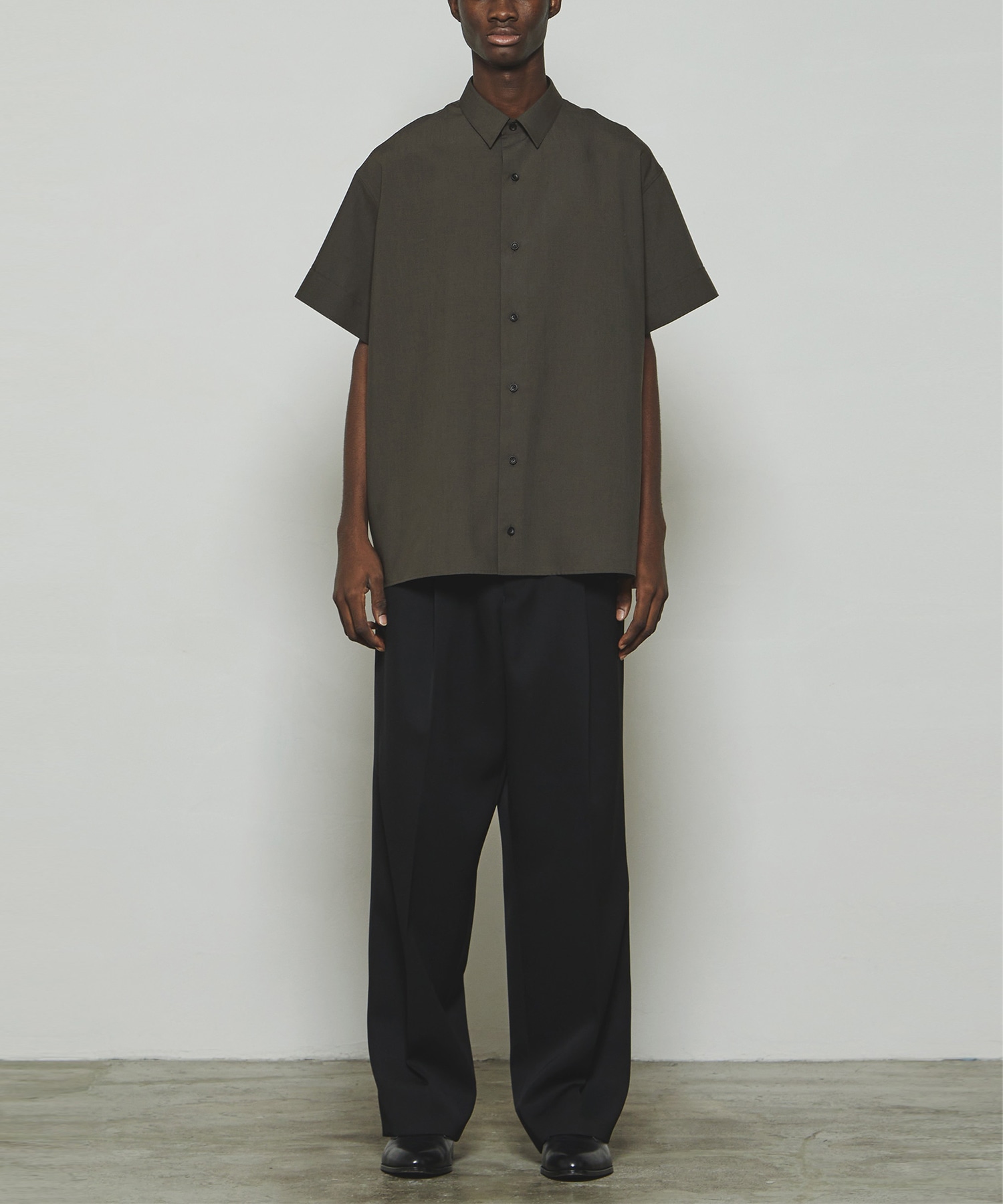 THE PERFECT SHIRT SHORT SLEEVE THE RERACS