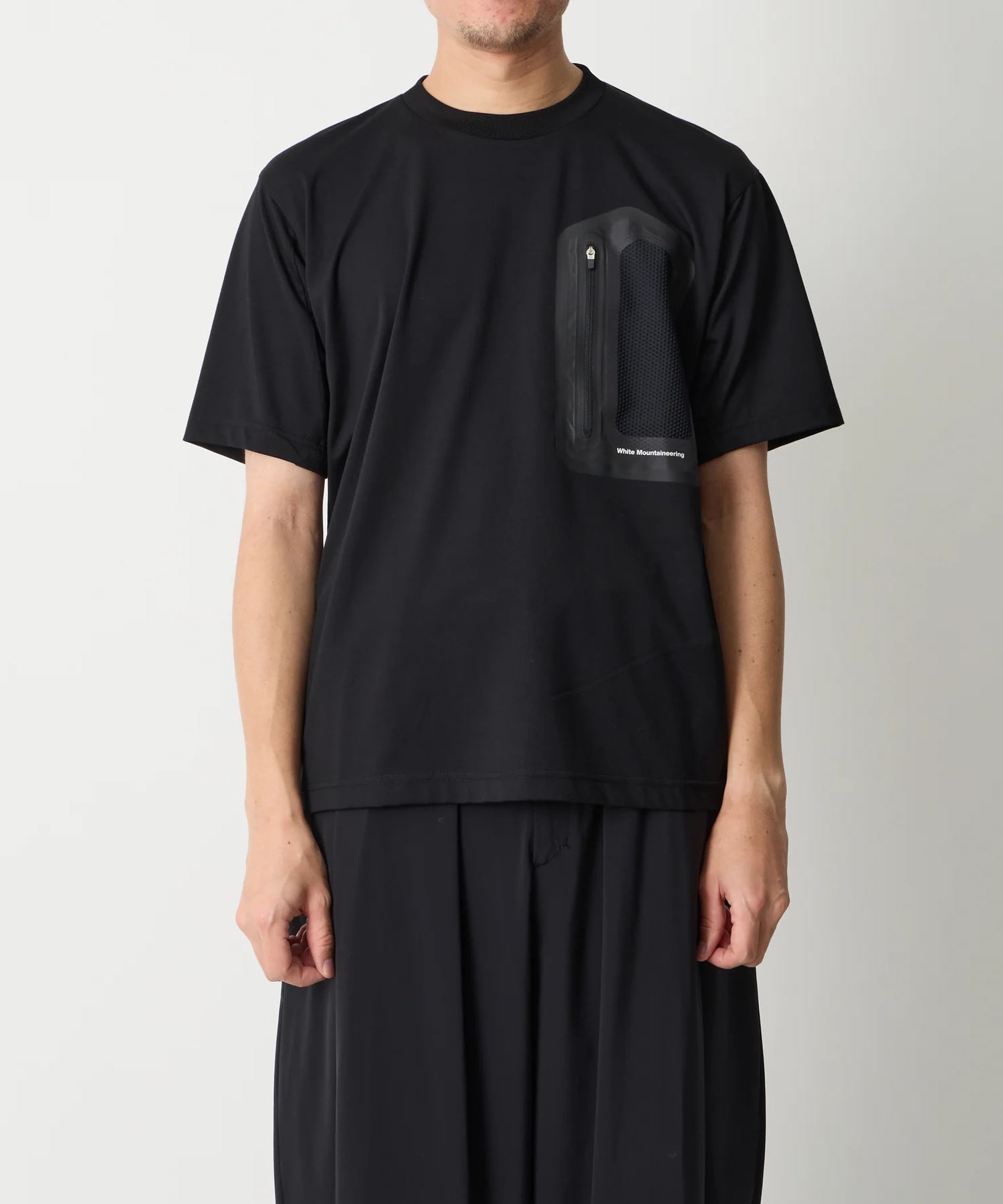 ZIP POCKET T-SHIRT White Mountaineering