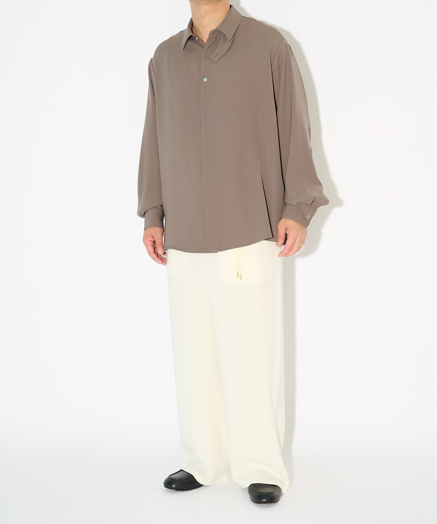 Double Satin Minimal Chin Tab Long Sleeve Shirt CULLNI