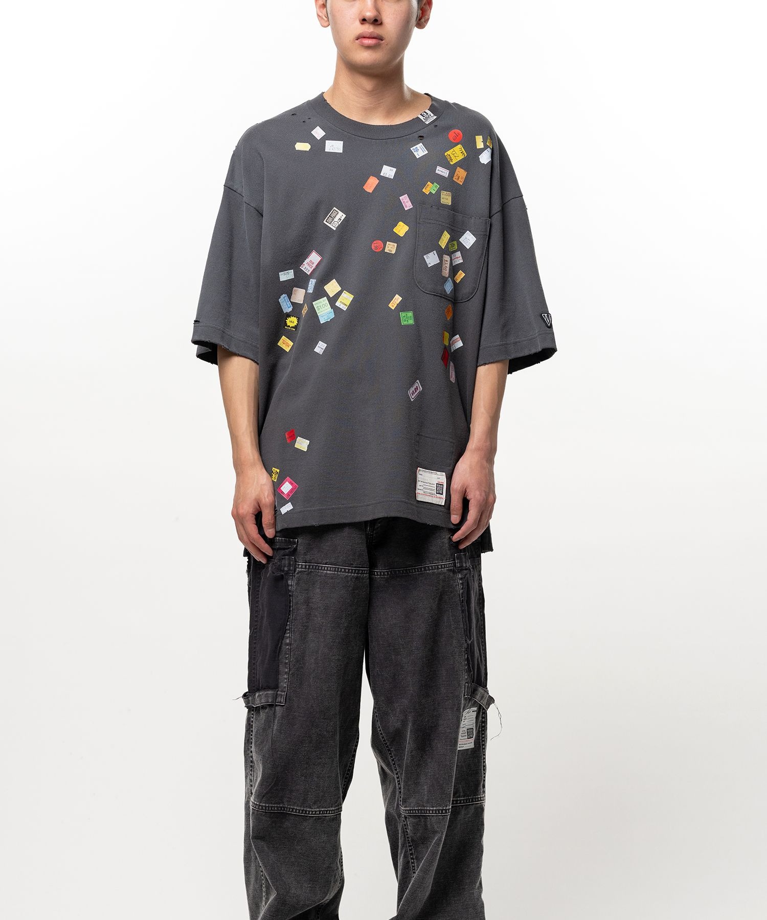 PRICE STICKER TEE Maison MIHARA YASUHIRO