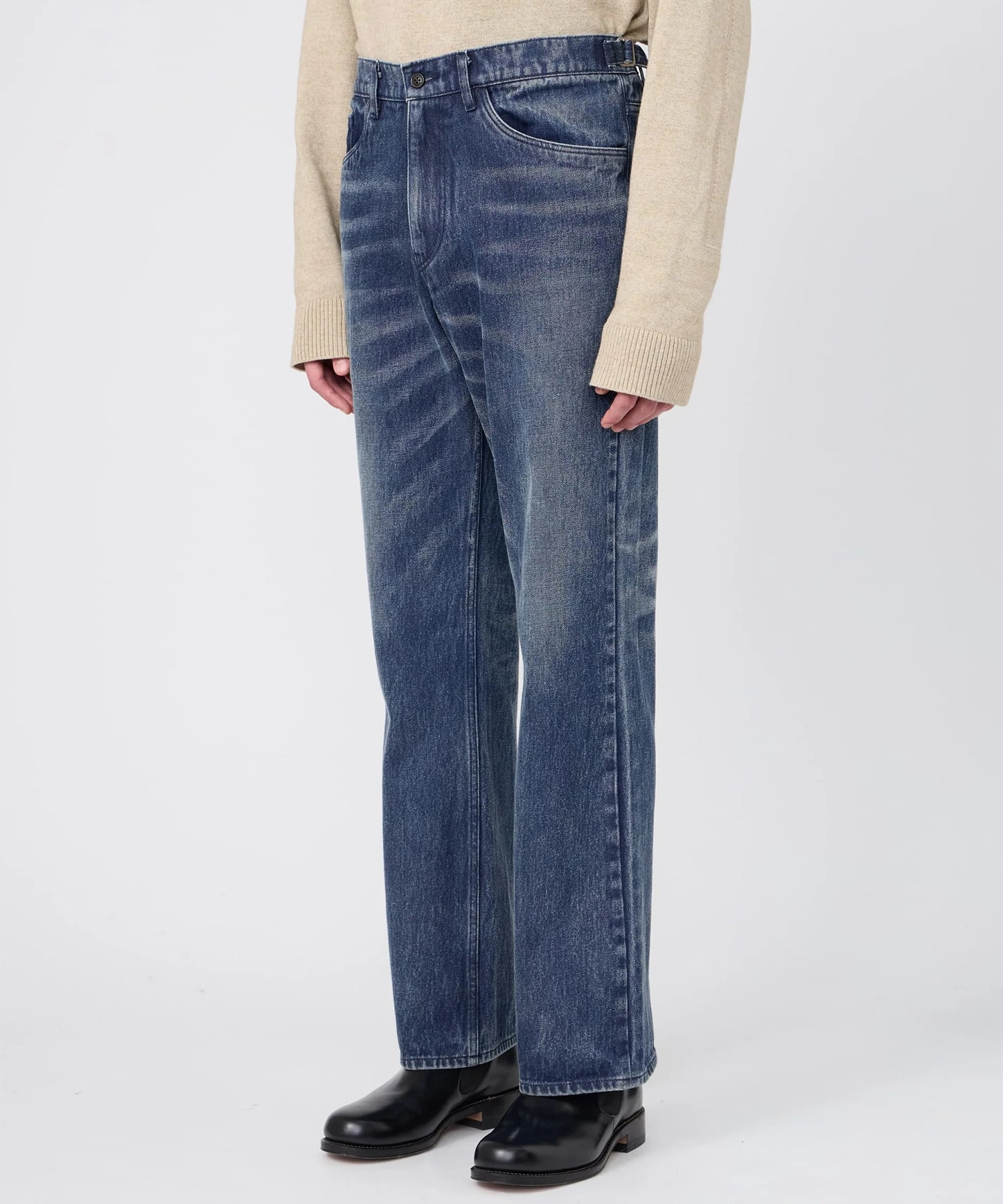 SEMI FLARE JEANS IRENISA