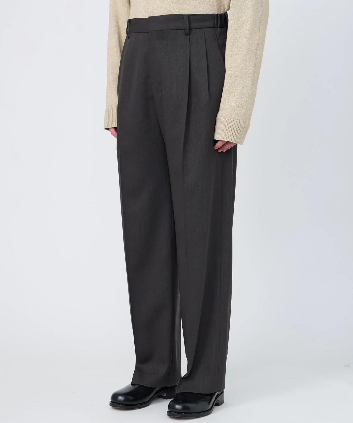 TWO-TUCKS WIDE TROUSERS IRENISA