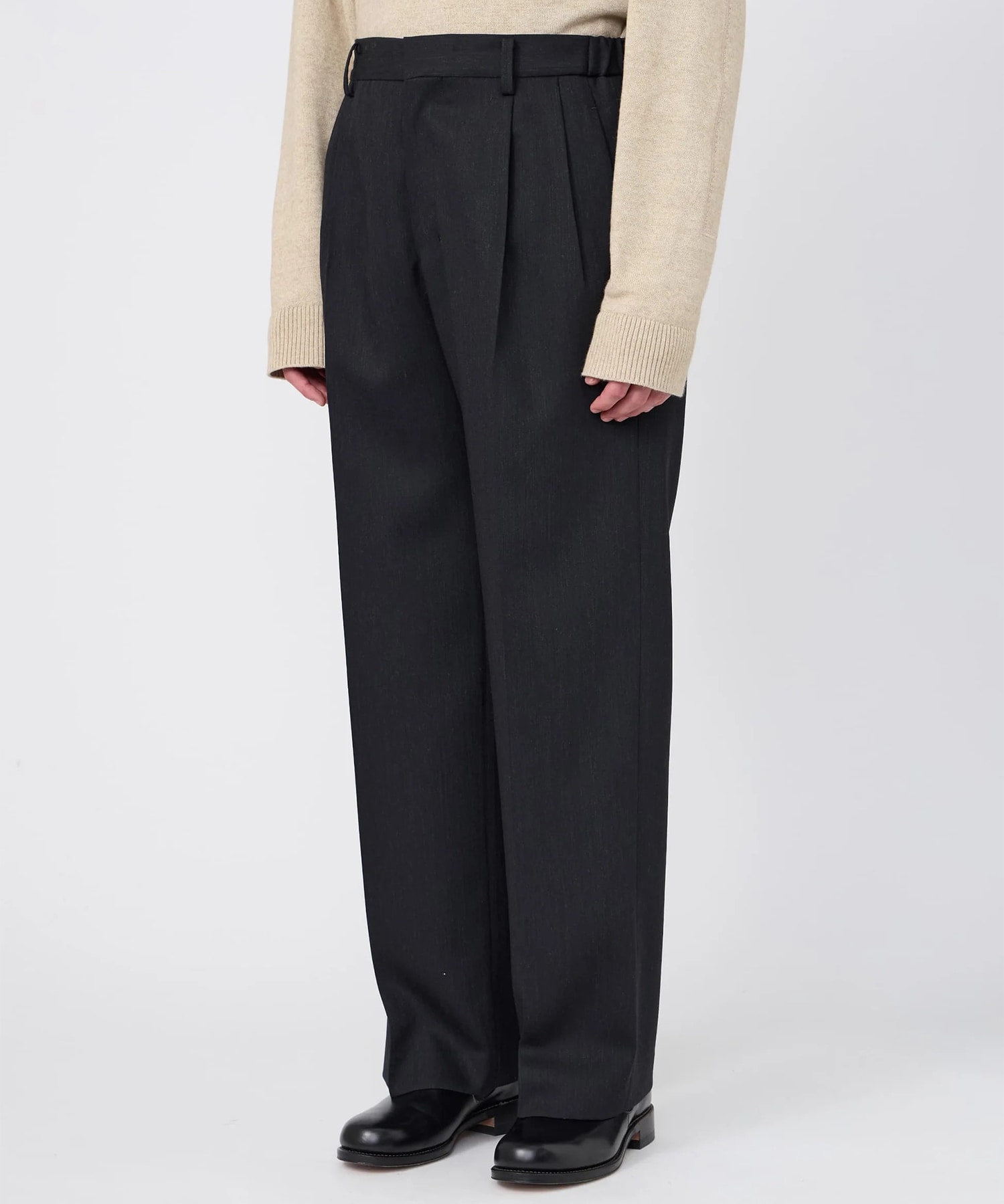 TWO-TUCKS WIDE TROUSERS IRENISA