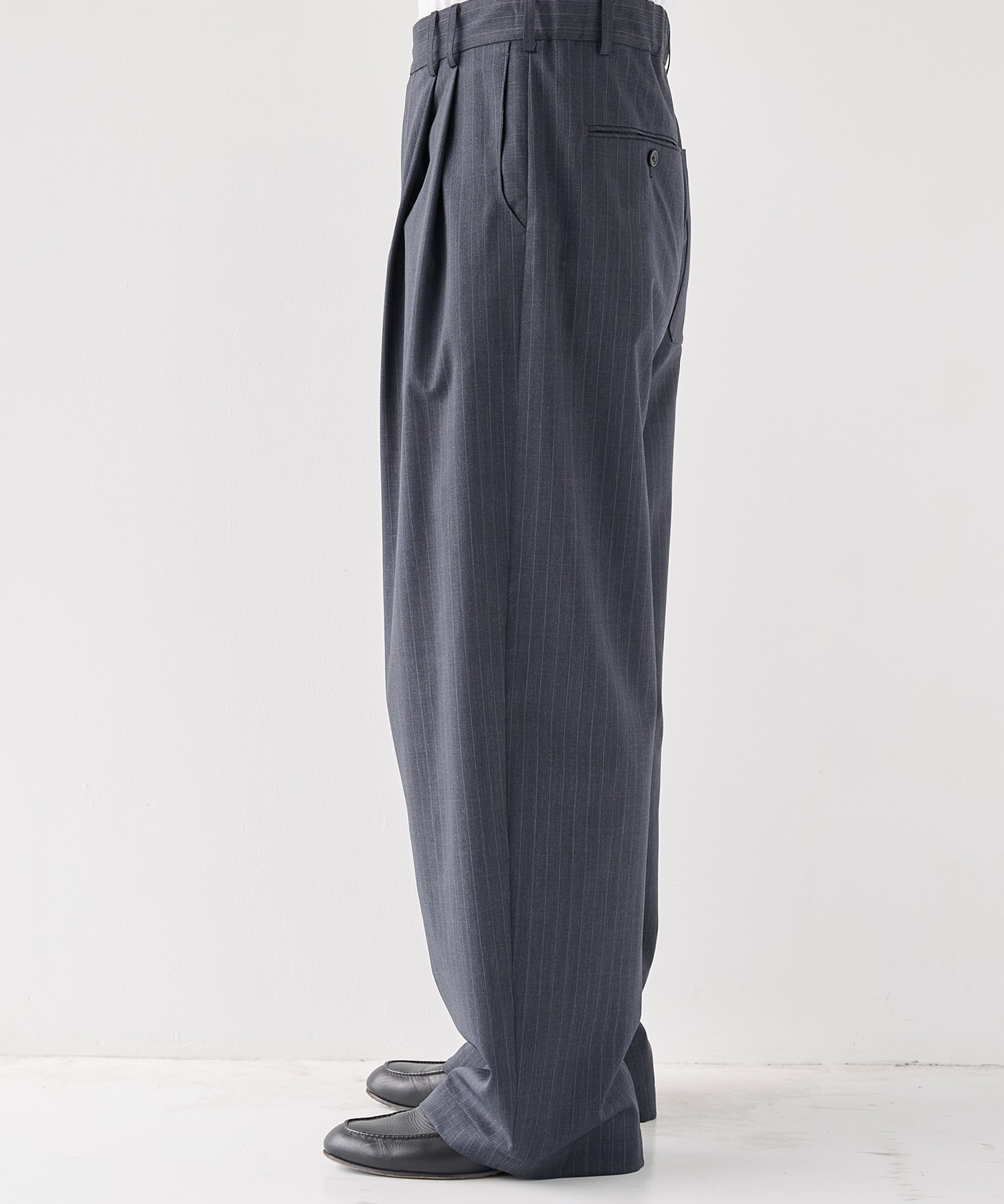2Tuck Curve Slacks STUDIOUS