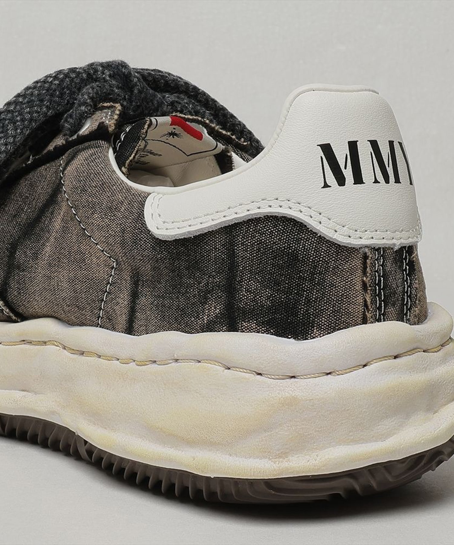 BLAKEY BLEACHED CANVAS LOW-TOP SNEAKERS Maison MIHARA YASUHIRO
