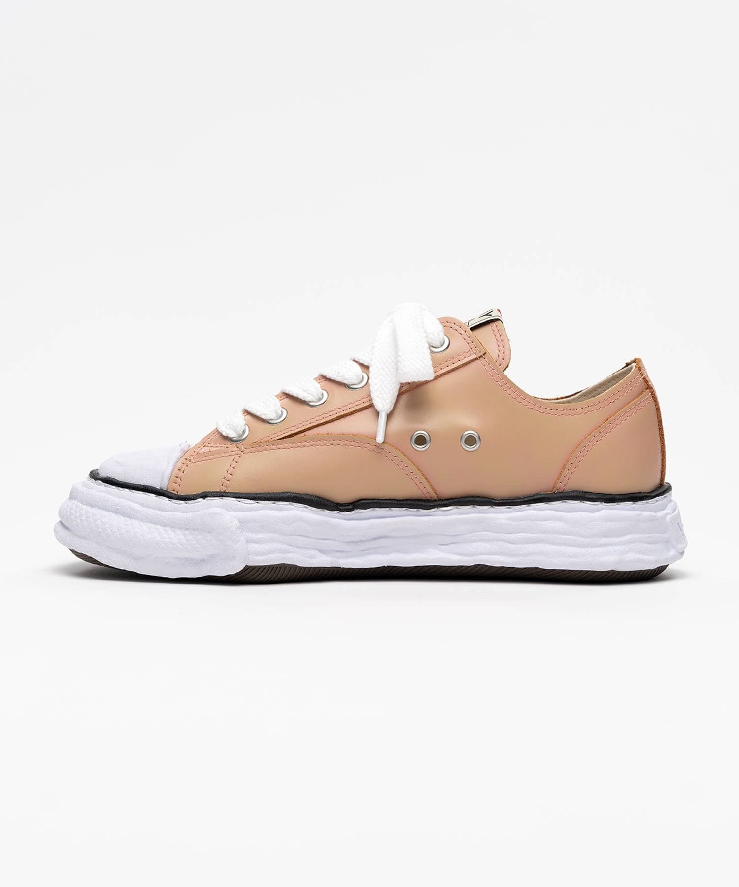 PETERSON23 OG Sole Vintage Leather Effect Low-top Sneakers Maison MIHARA YASUHIRO