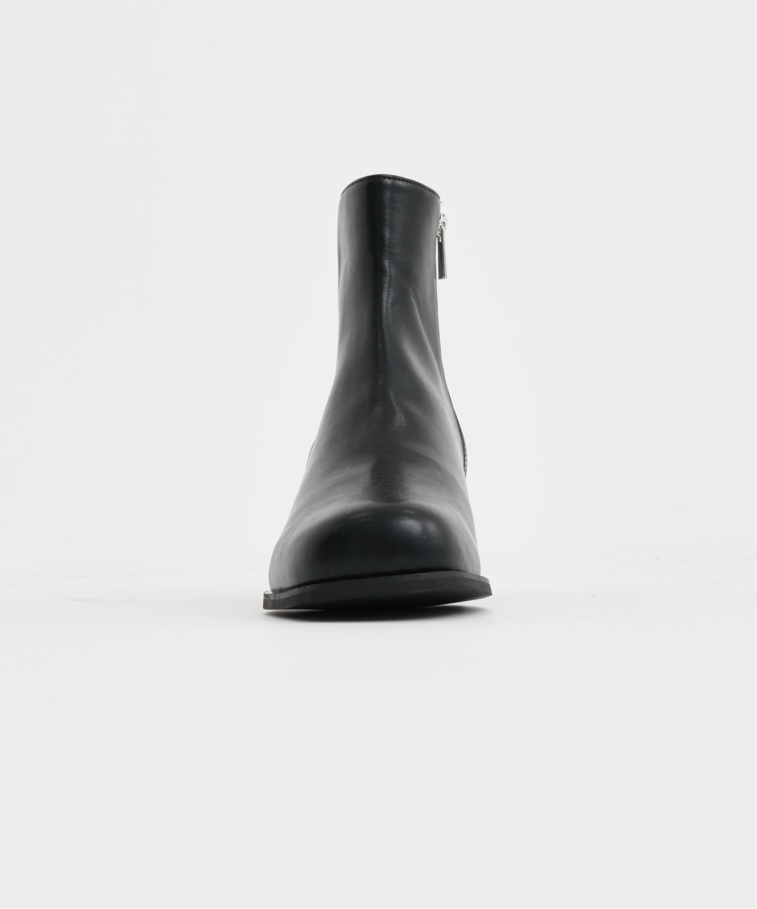 PLATFORM HEEL BOOTS STUDIOUS