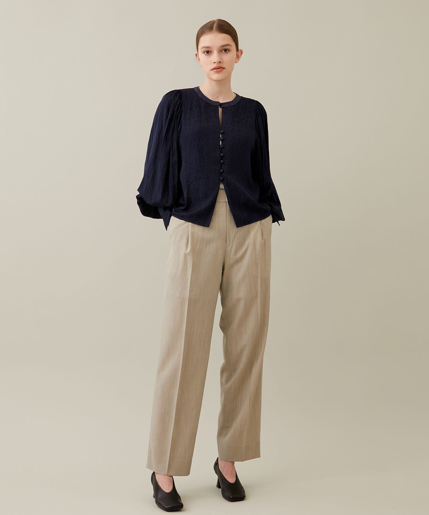 SUMMER WOOL TUCK PANTS(34 BEIGE): CINOH: WOMENS｜ STUDIOUS ONLINE