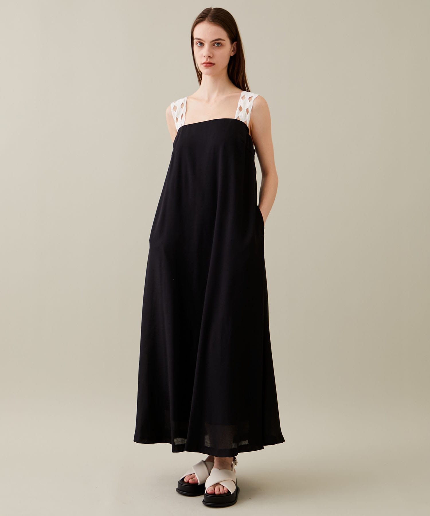 Rippeled lace strap dress BK AKIRANAKA