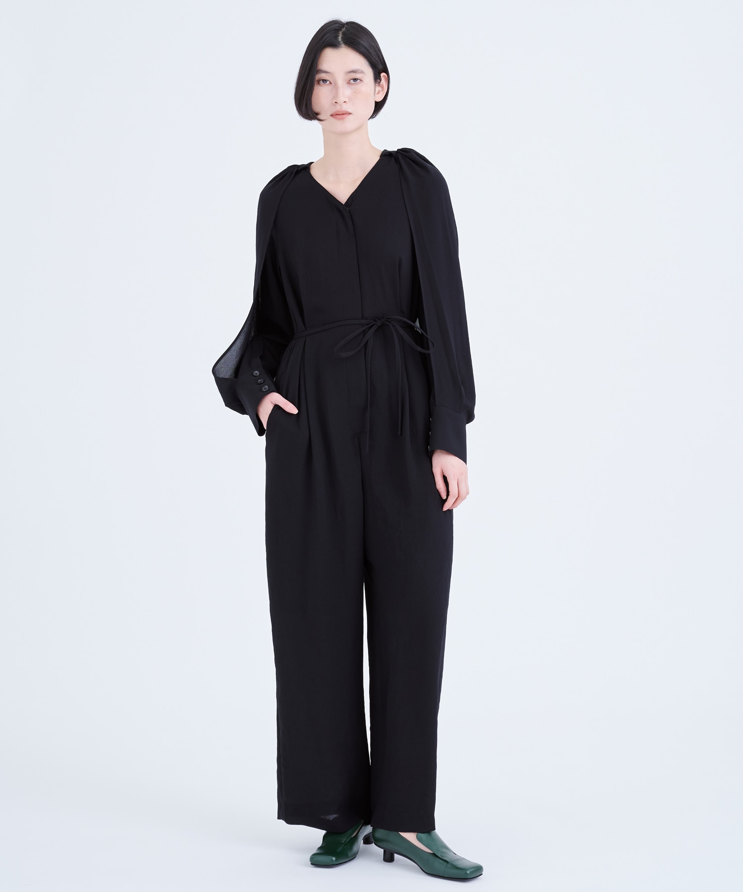 Beata wrap sleeve jumpsuit BK AKIRANAKA