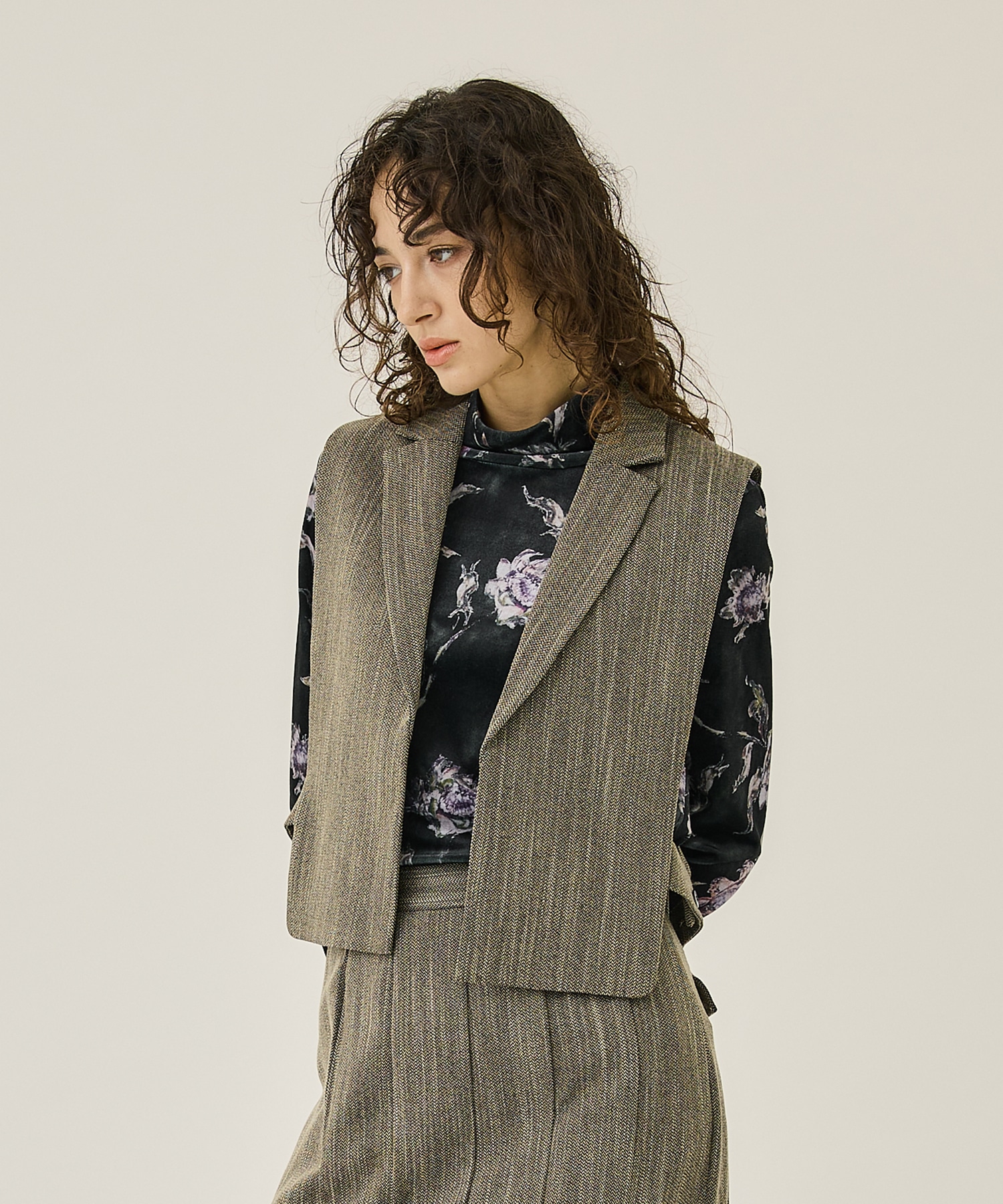 CONVERTIBLE HERRINGBONE JACKET(S GREY BEIGE): AMERI: WOMENS