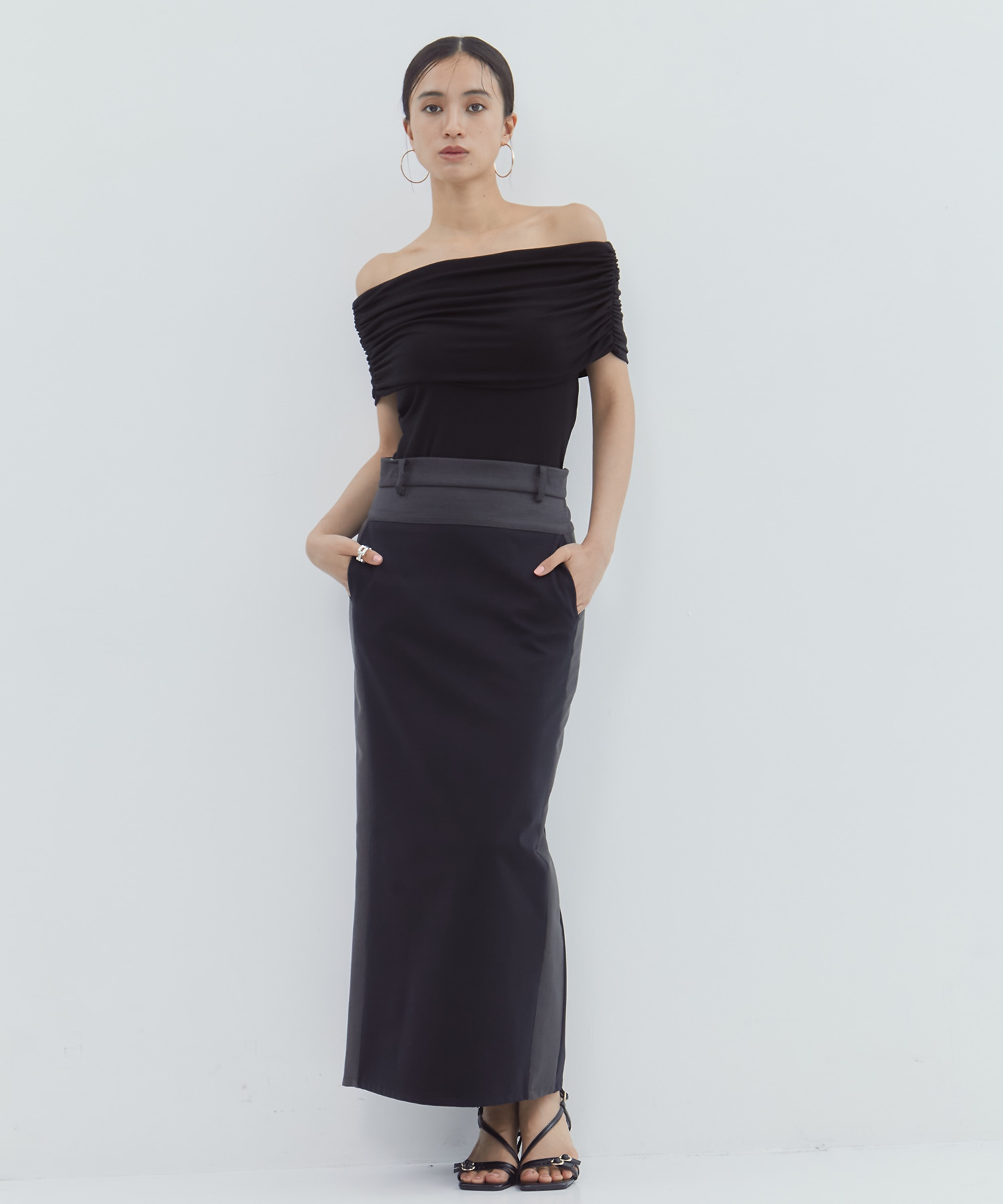 Super Stretch Tight Skirt STUDIOUS
