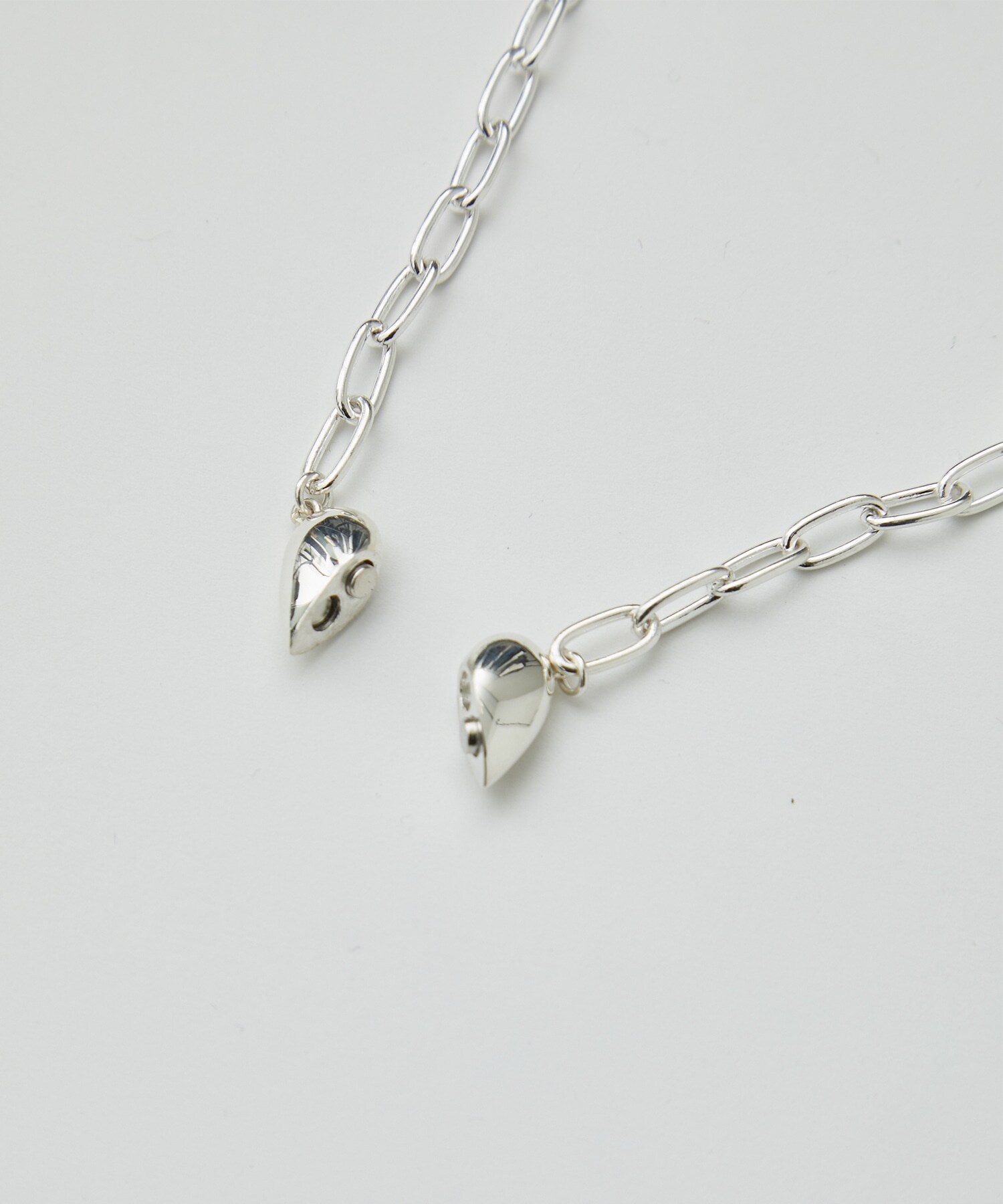 Magnets Heart Necklace M KNOWHOW