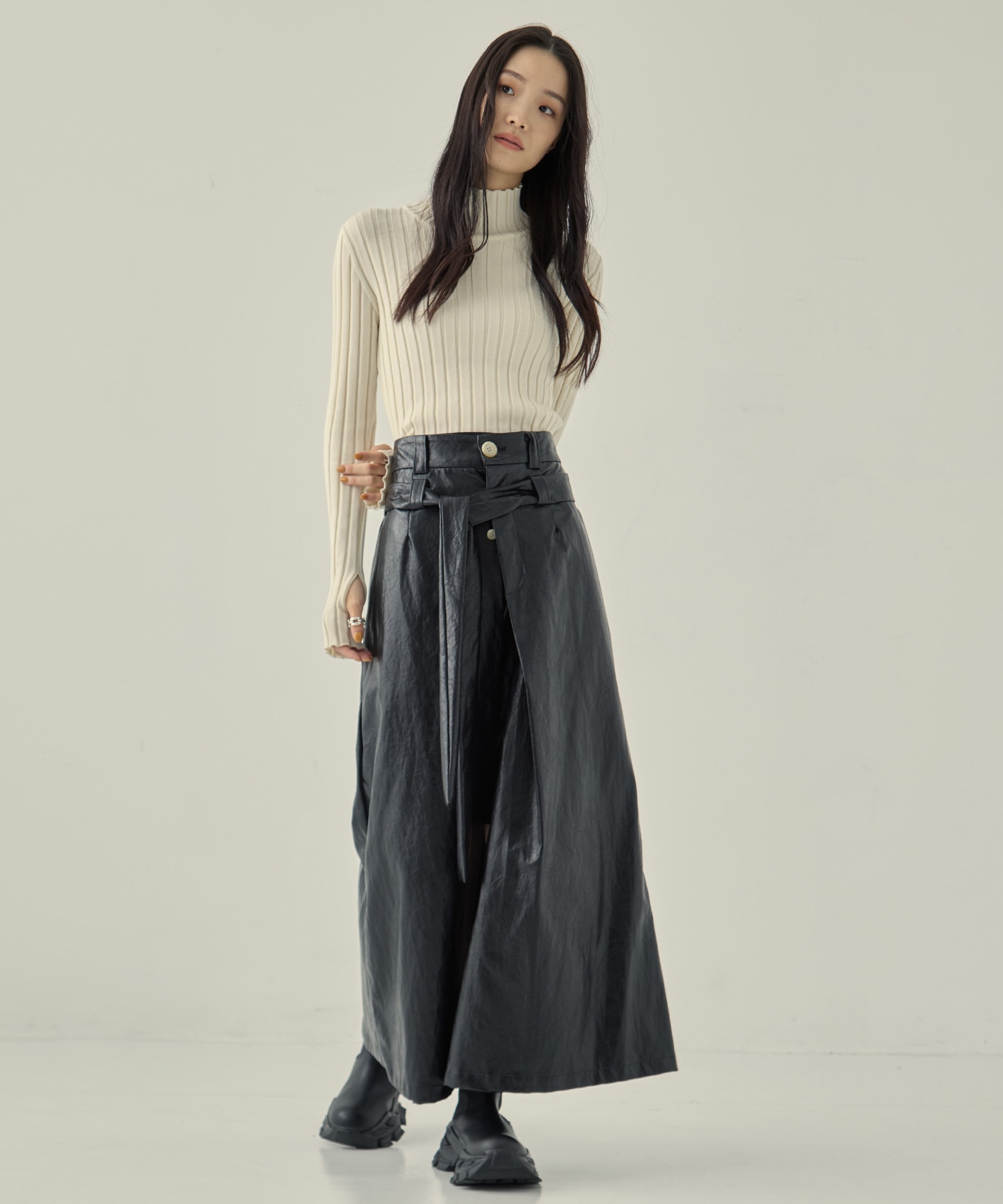 2way Silhouette Skirt STUDIOUS