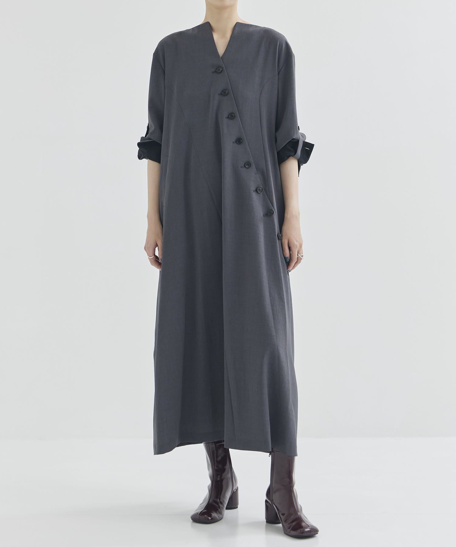 Sesilia asymmetry panel dress GY AKIRANAKA