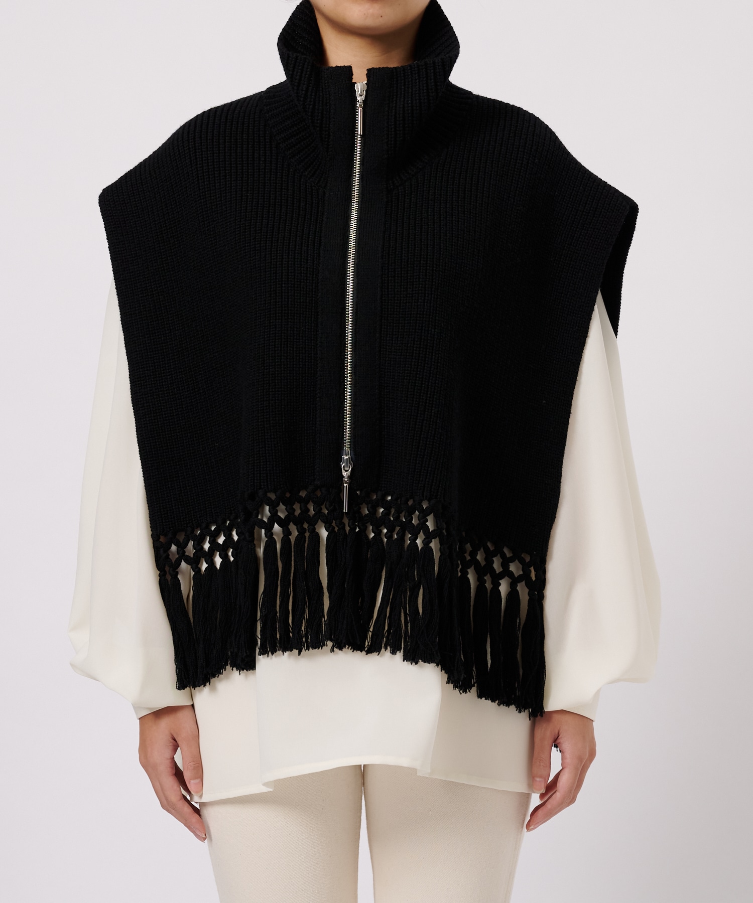 Fringe High Neck Knit Vest UJOH