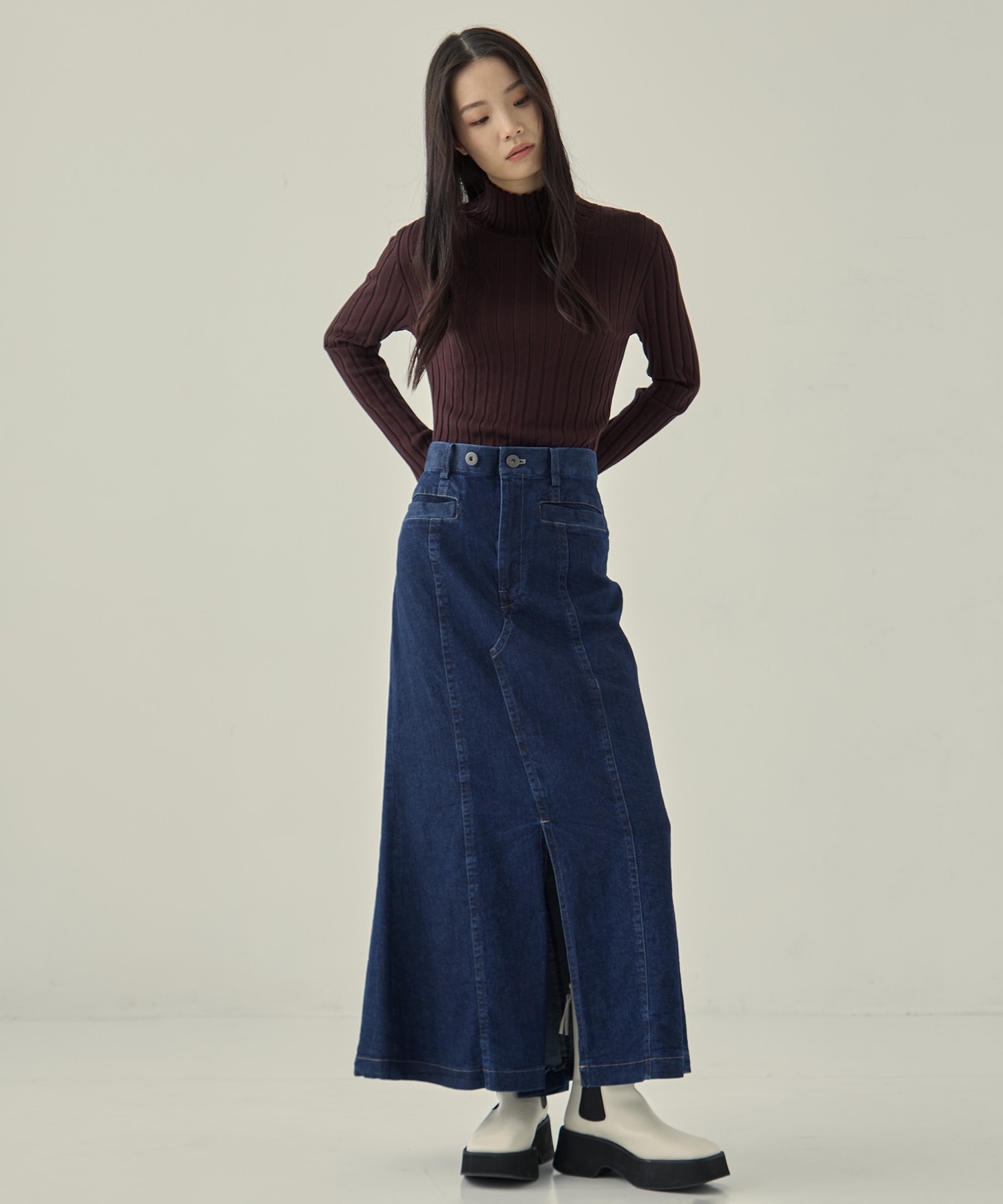 Back Flare Denim SK STUDIOUS