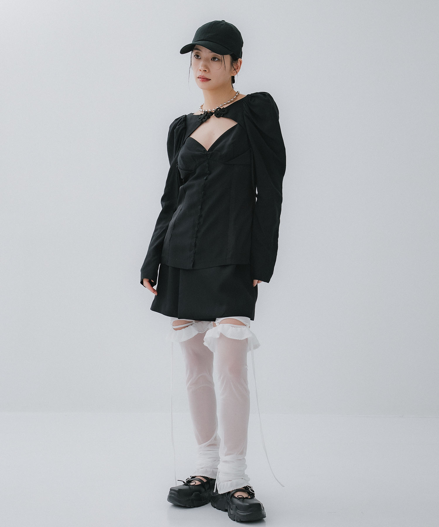 layered bra puff sleeve blouse tanakadaisuke